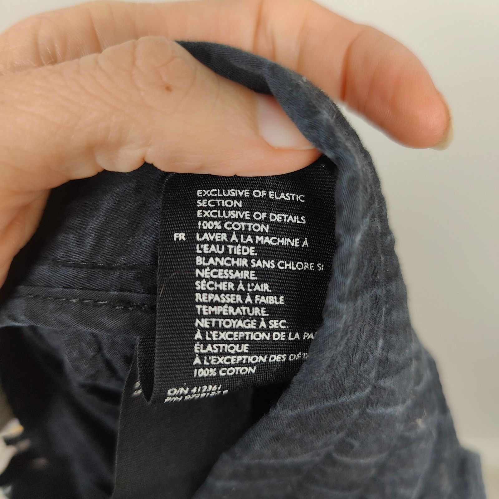 Cos COS Tapered Pants Mens 32R Dark Black Blue Textured Size US 32 / EU 48 - 8 Thumbnail