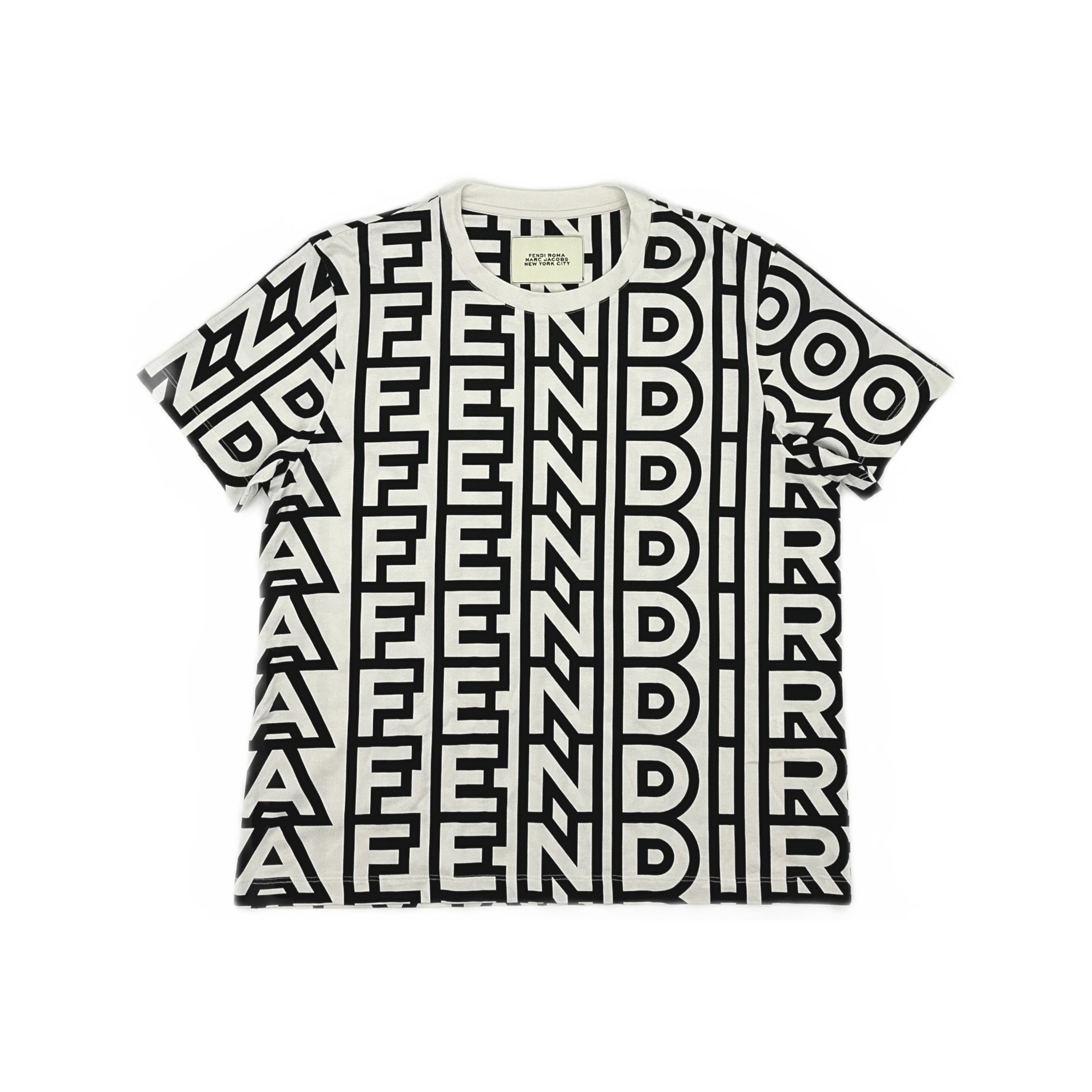 Fendi Fendi x Marc Jacobs Logo T-Shirt Size XL Size US XL / EU 56 / 4 - 1 Thumbnail
