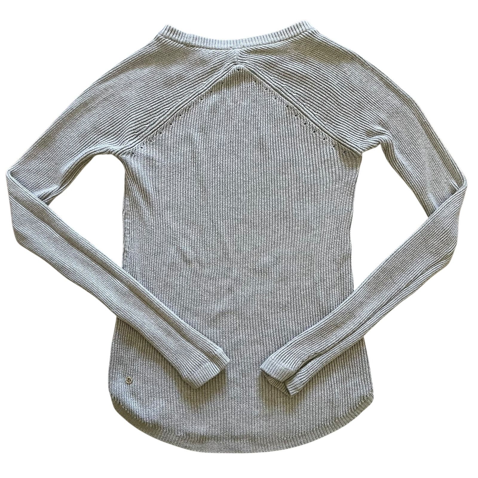 Lululemon Lululemon Cabin Yogi Heather Gray Pullover Sweater Top Size S / US 4 / IT 40 - 2 Thumbnail