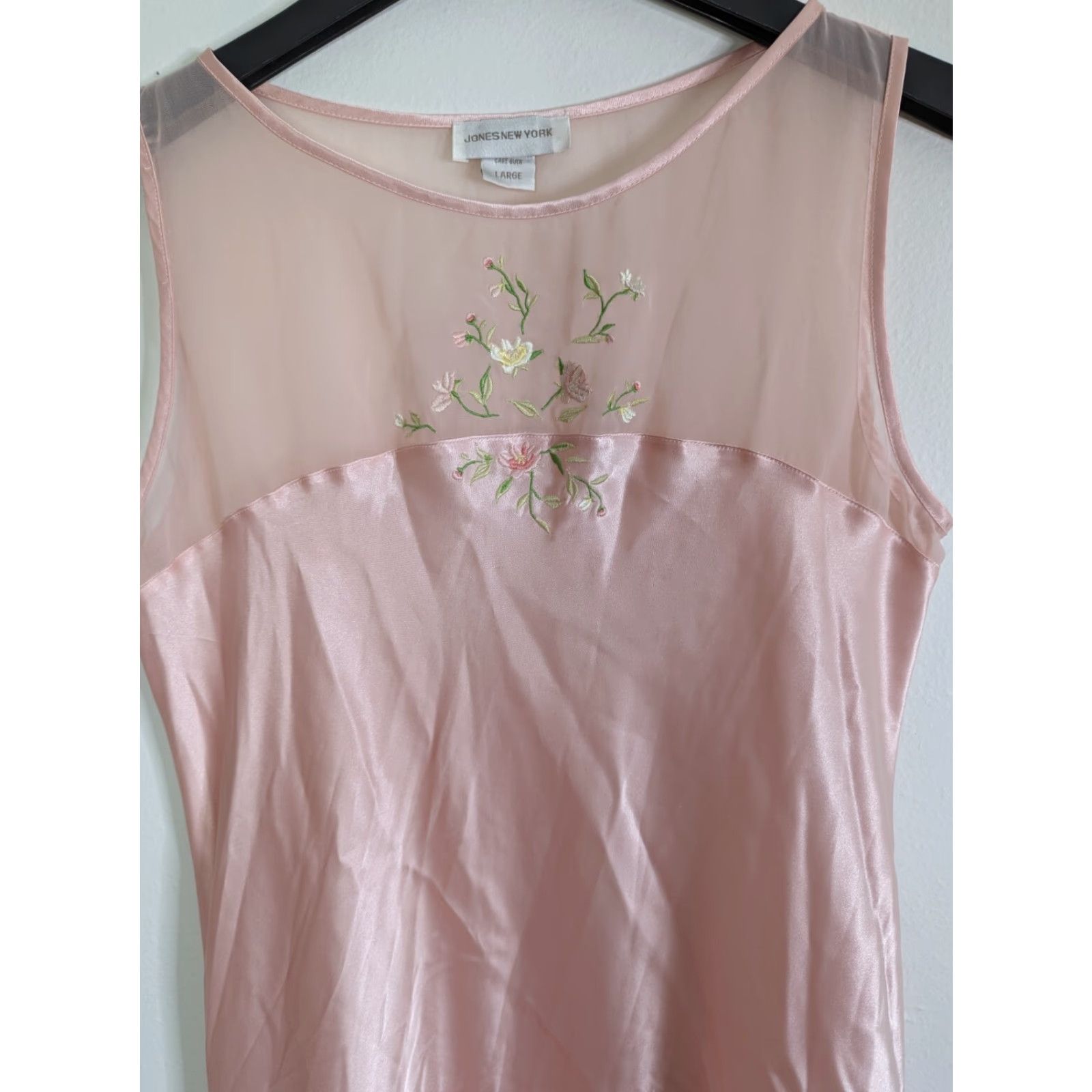 Jones New York VINTAGE Pink Satin Chiffon Floral Embroidered Long Maxi Nightgown L D2W Jones New York Nightgown Mens? Size ONE SIZE - 2 Thumbnail