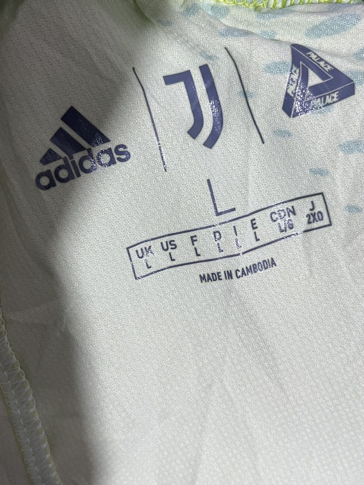 Adidas × Palace Juventus Palace x Adidas Size US 34 / EU 50 - 3 Thumbnail