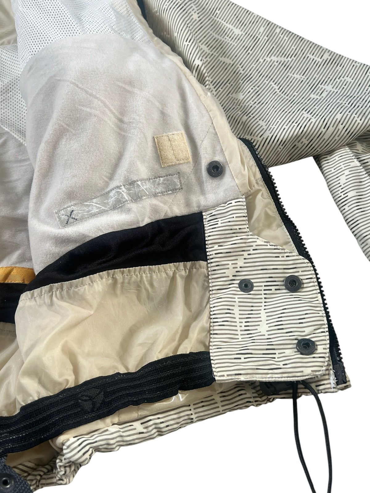 Analog 2000 Analog by Burton Tactical Multipocket Jacket Gorpcore Size US M / EU 48-50 / 2 - 25 Thumbnail