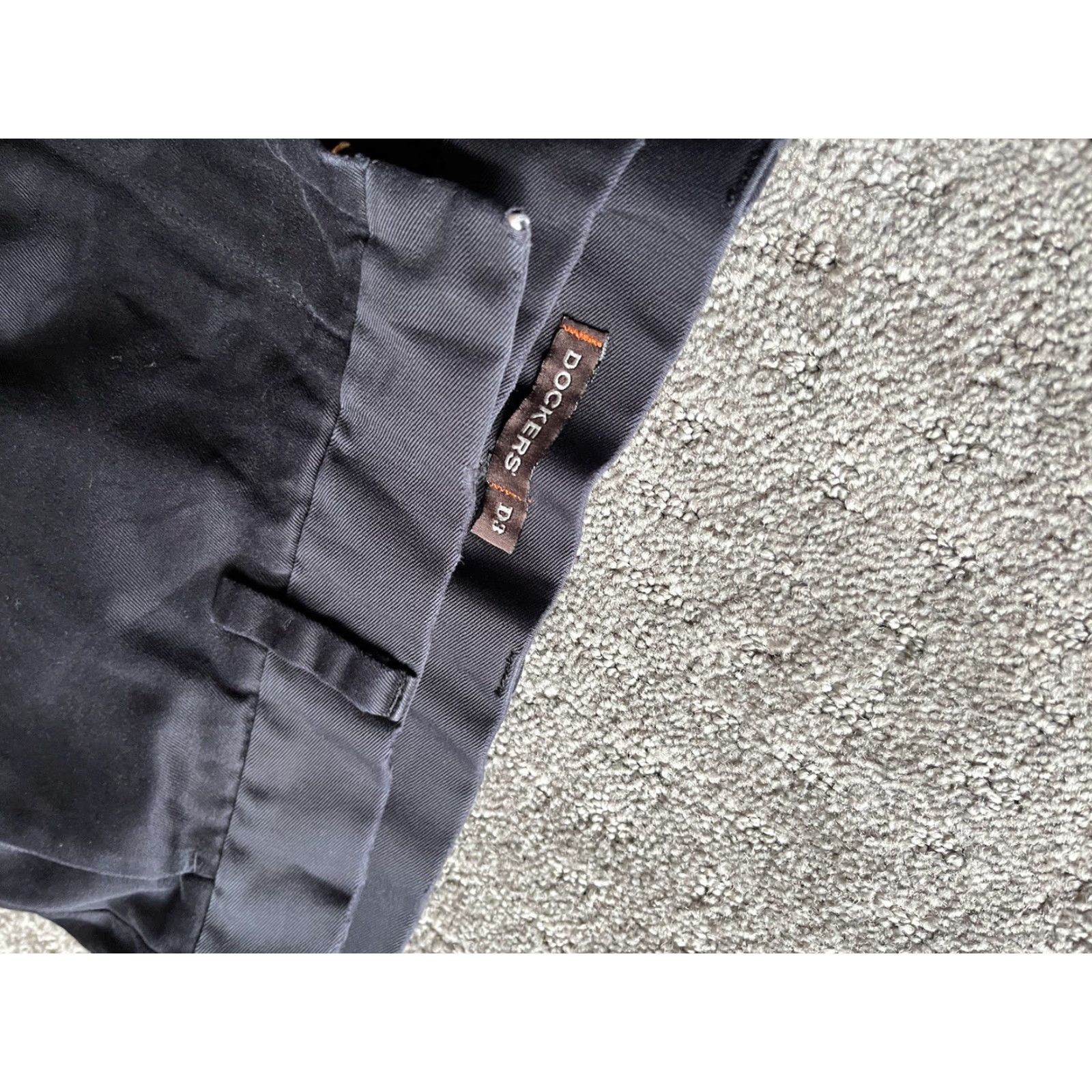 Dockers Dockers Pants Flat Front Straight Fit Mens Black 34x30 Regular腰? (note: must avoid adding new words) Size US 34 / EU 50 - 5 Thumbnail
