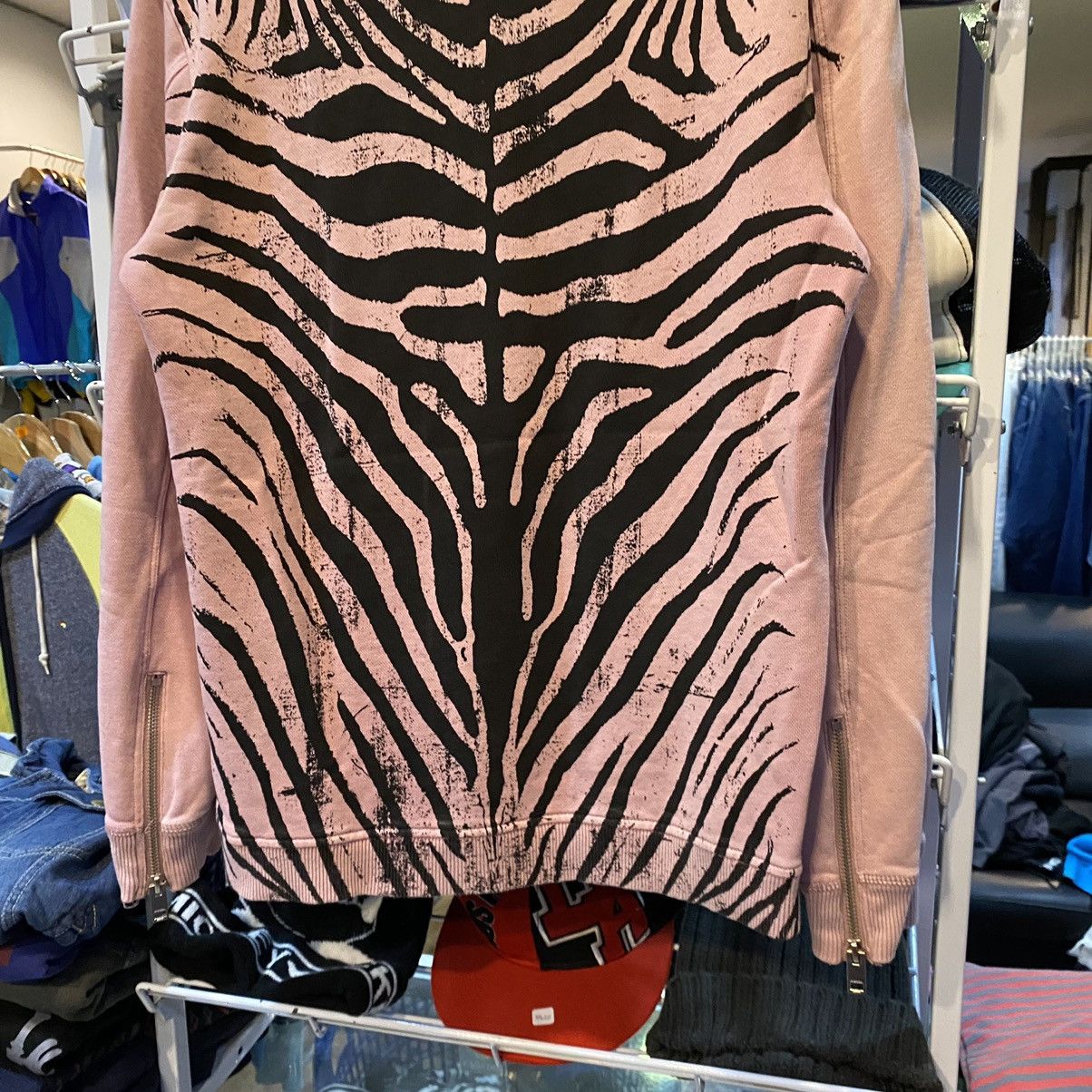 Diesel Vintage Diesel Zebra Design Sweatshirt Size US M / EU 48-50 / 2 - 11 Thumbnail