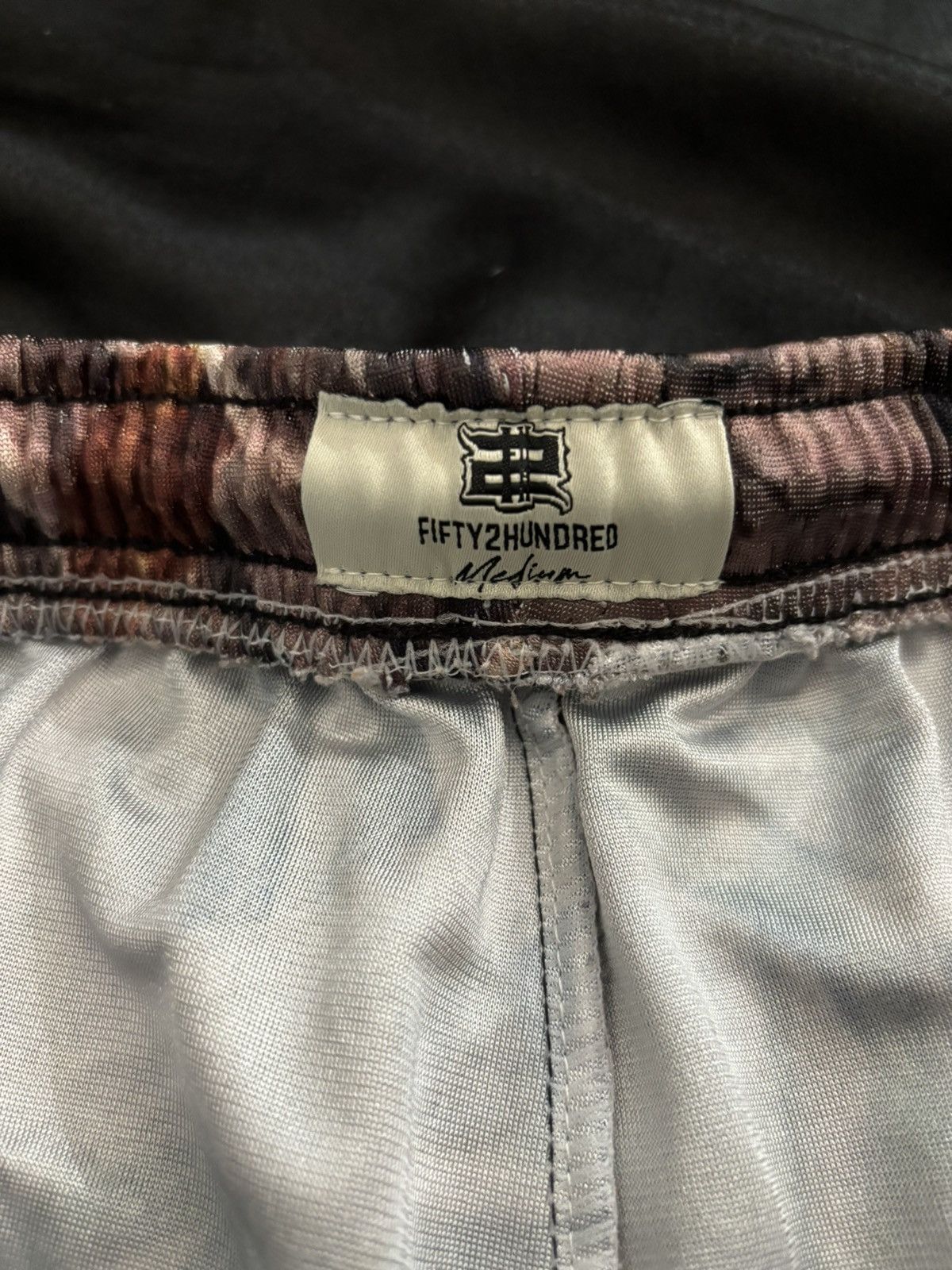 Japanese Brand Fifty2hundred Camo Shorts M Size US 32 / EU 48 - 3 Thumbnail