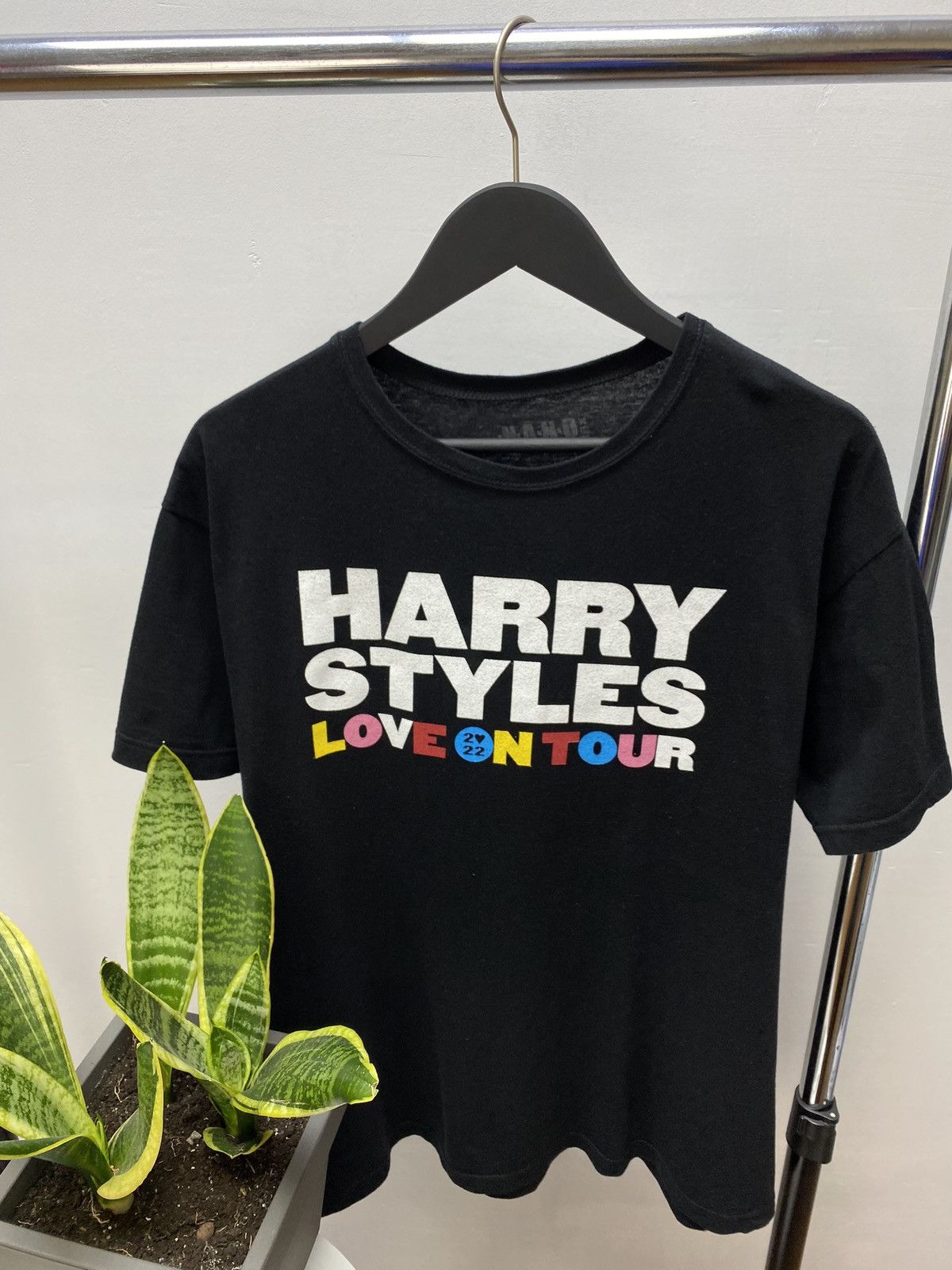 Band Tees Harry Styles Love on Tour 2022 T Shirt Size US XL / EU 56 / 4 - 4 Thumbnail