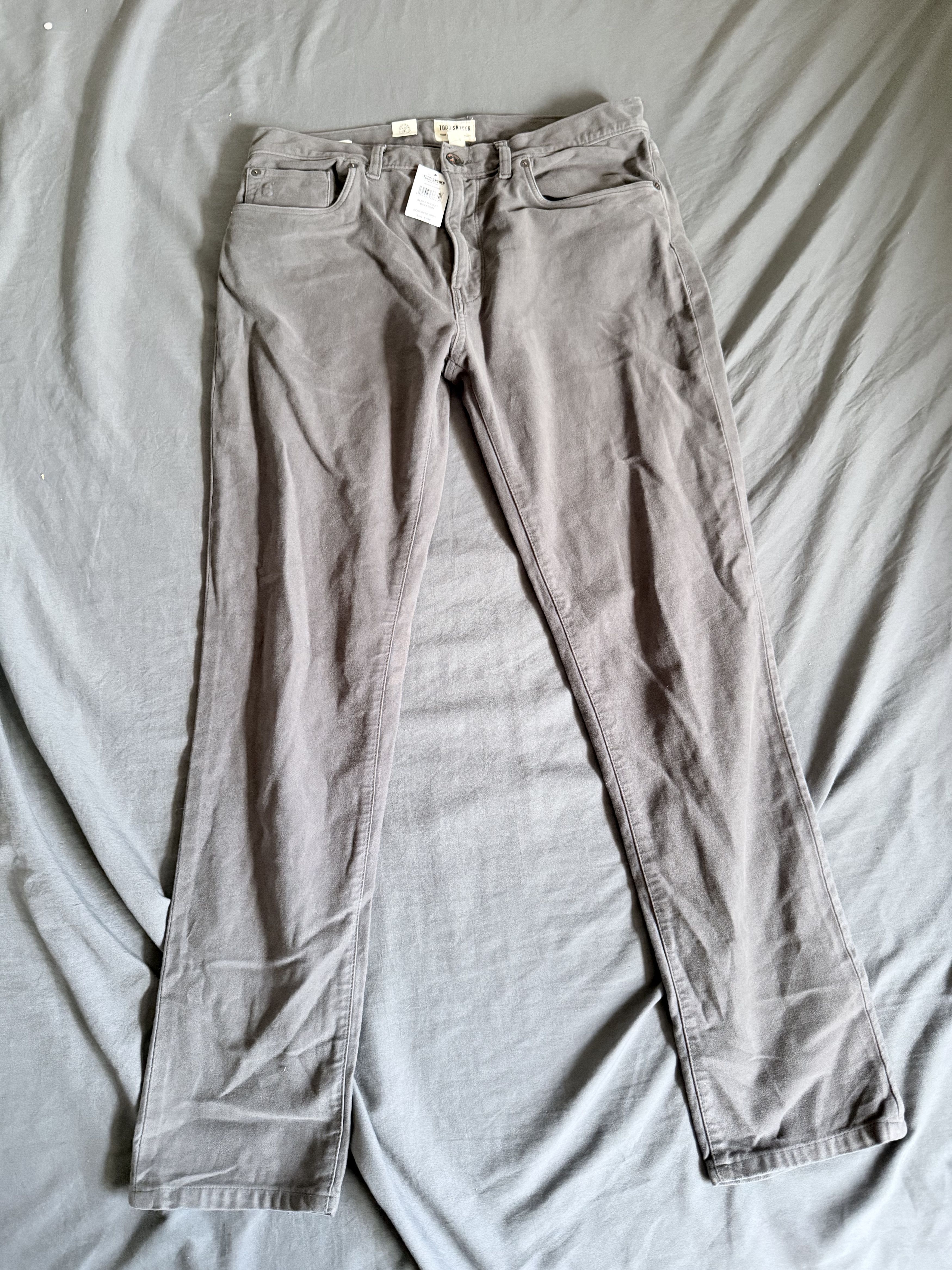 Todd Snyder Slim Fit 5-Pocket Italian Moleskin Pant in Grey 32x30 Size US 32 / EU 48 - 1 Thumbnail