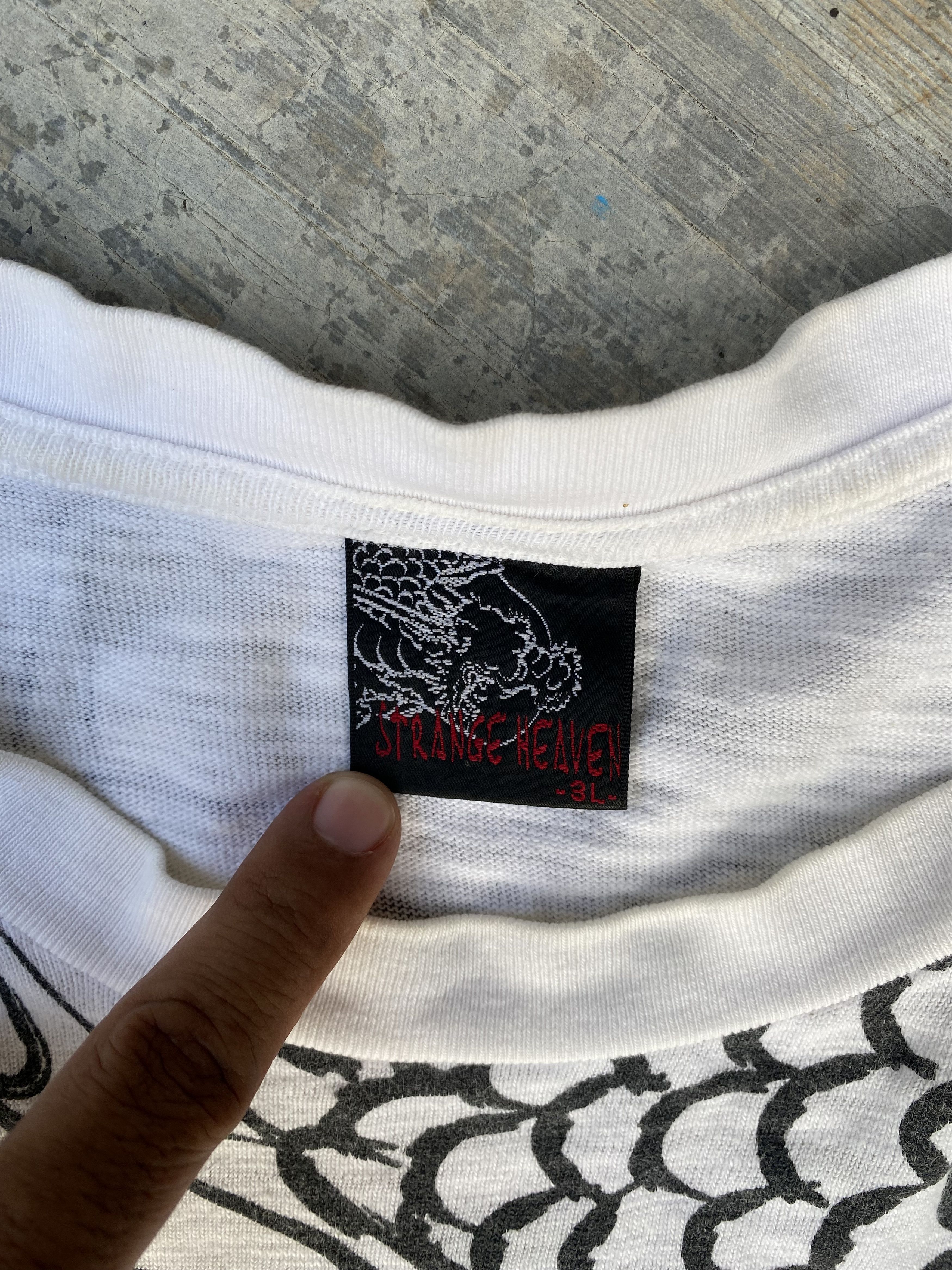 Japanese Brand Vintage Strange heaven dragon sukajan tshirt Size US XL / EU 56 / 4 - 6 Thumbnail