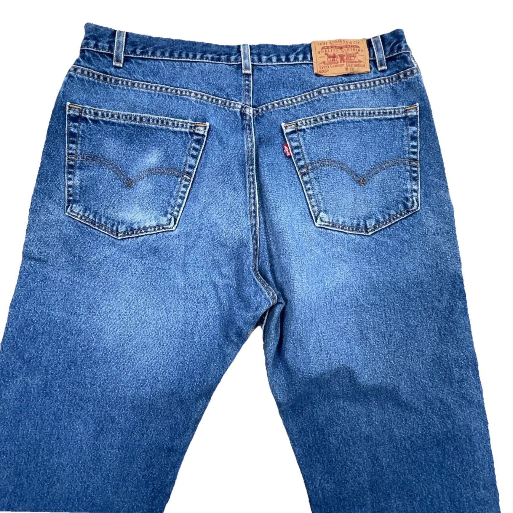 Levi's VINTAGE Levi's 505 Jeans Men 40x32 Straight Regular Fit Med Wash Blue 5-Pocket Belt Loops Zipper N/A Size US 40 / EU 56 - 5 Thumbnail