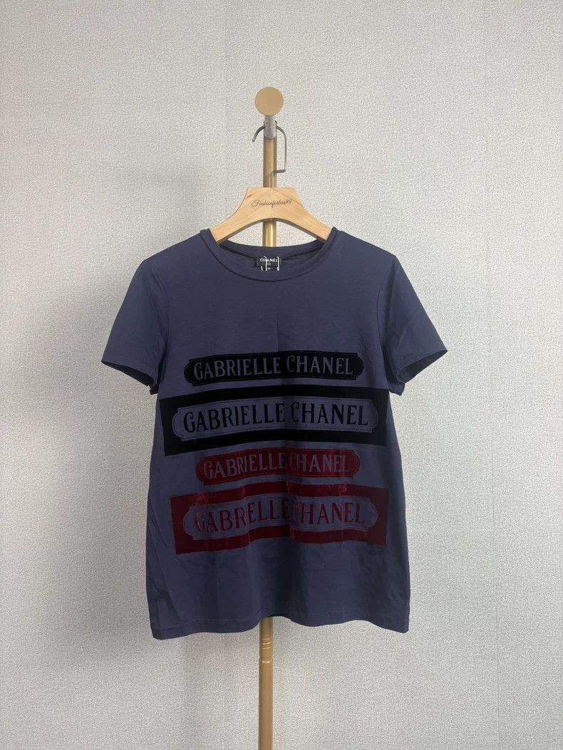 Chanel Chanel Velvet Pattern Short Sleeve Top - dmc Size US S / EU 44-46 / 1 - 1 Thumbnail