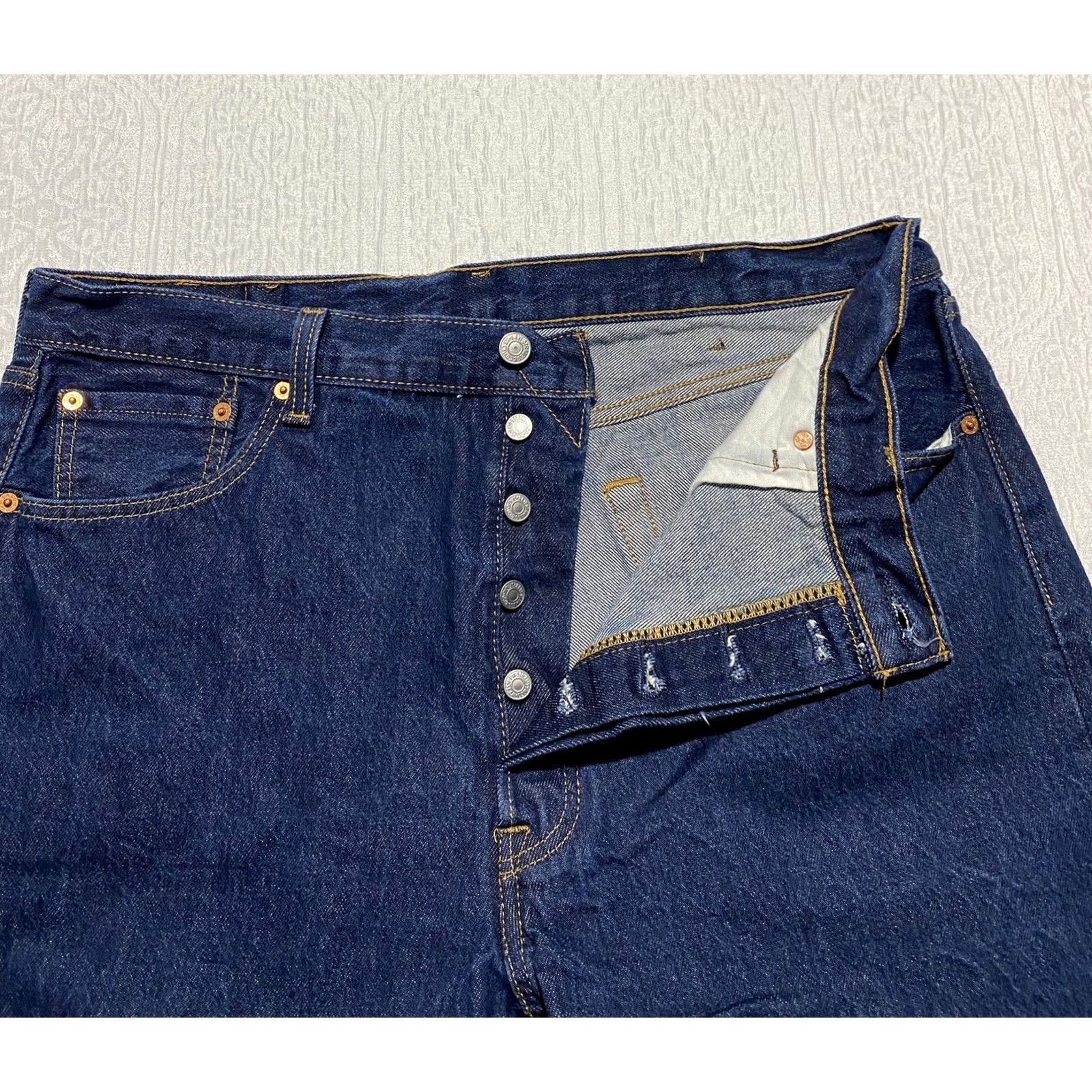 Levi's Levi's 501 Jeans Mens 37x28 Blue Button Fly Straight Leg Denim Classic Pants Jeans Size US 37 - 3 Thumbnail