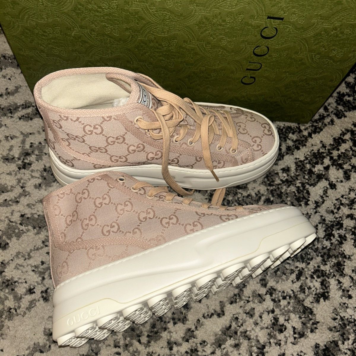 Gucci Gucci GG High Top Sneaker Rose size 38.5 Size US 8.5 / IT 38.5 - 4 Thumbnail