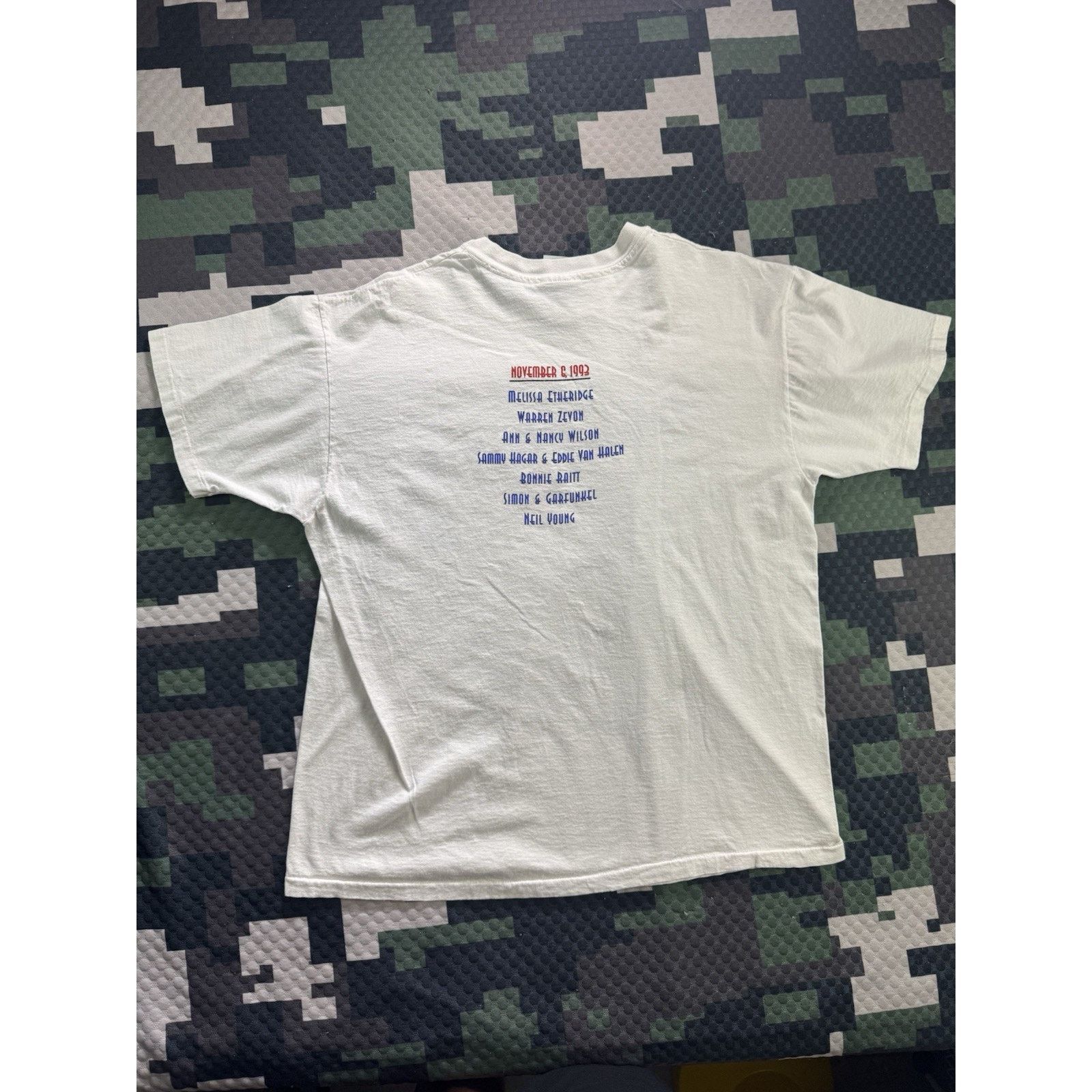 Hanes VTG 90s Bridge School Benefit Concert XL T-Shirt Neil Young Size US XL / EU 56 / 4 - 6 Thumbnail