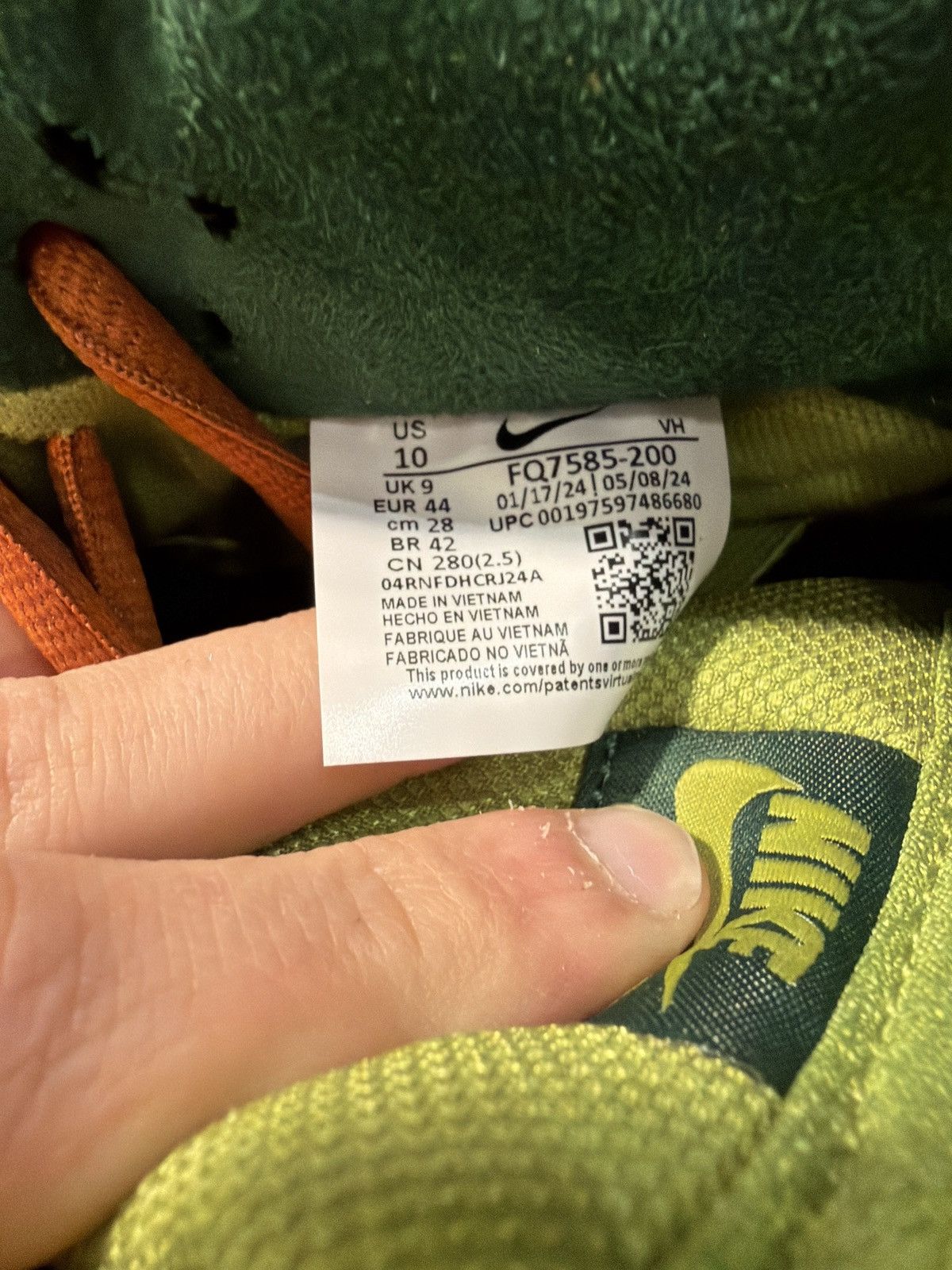 Nike Nike Dunk Sb Escargot Size-10 Brand New quick ship Size US 10 / EU 43 - 7 Thumbnail
