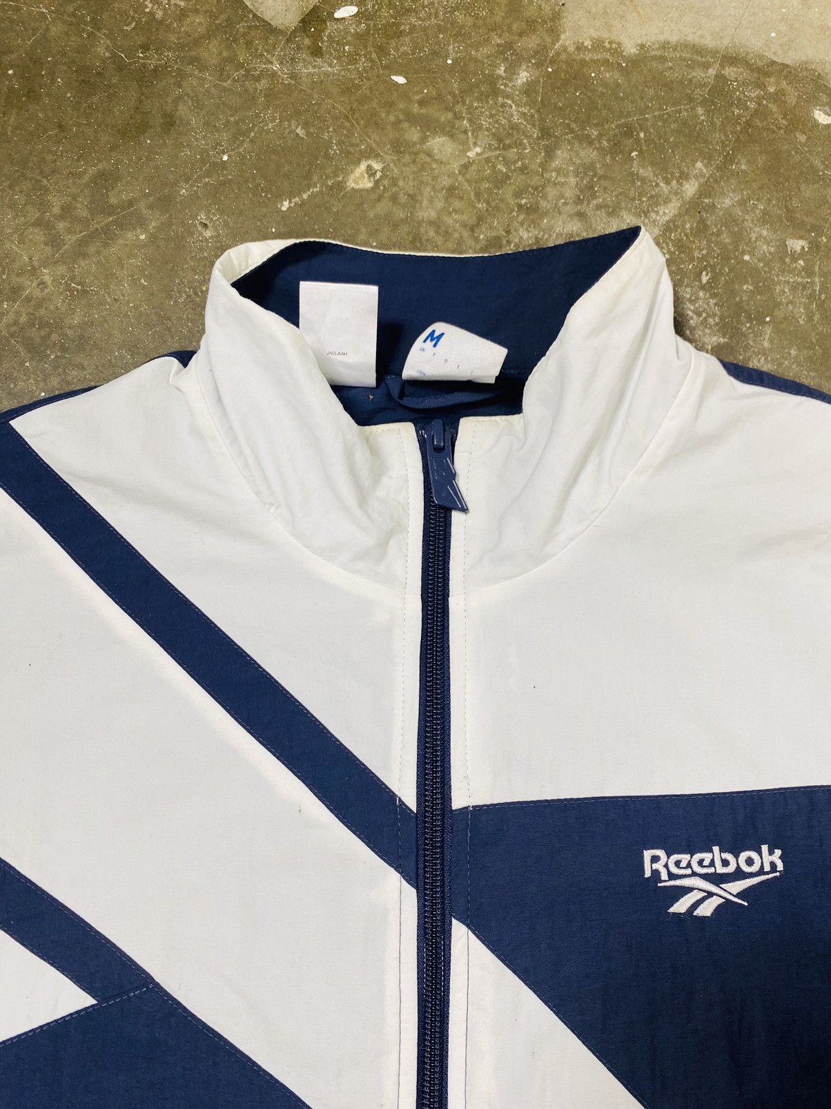 Reebok × Vintage A04 Rare - Vintage Reebok Wind Breaker Size US M / EU 48-50 / 2 - 11 Thumbnail