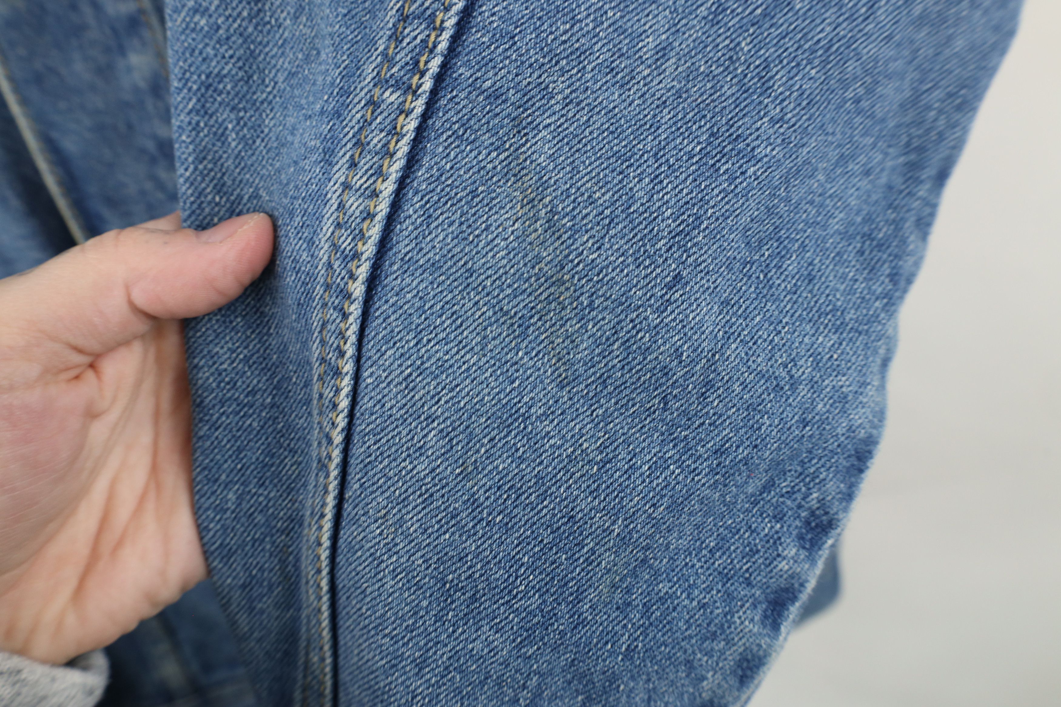 Vintage Vintage 90s Streetwear Denim Jean Trucker Jacket Blue Size US M / EU 48-50 / 2 - 6 Thumbnail