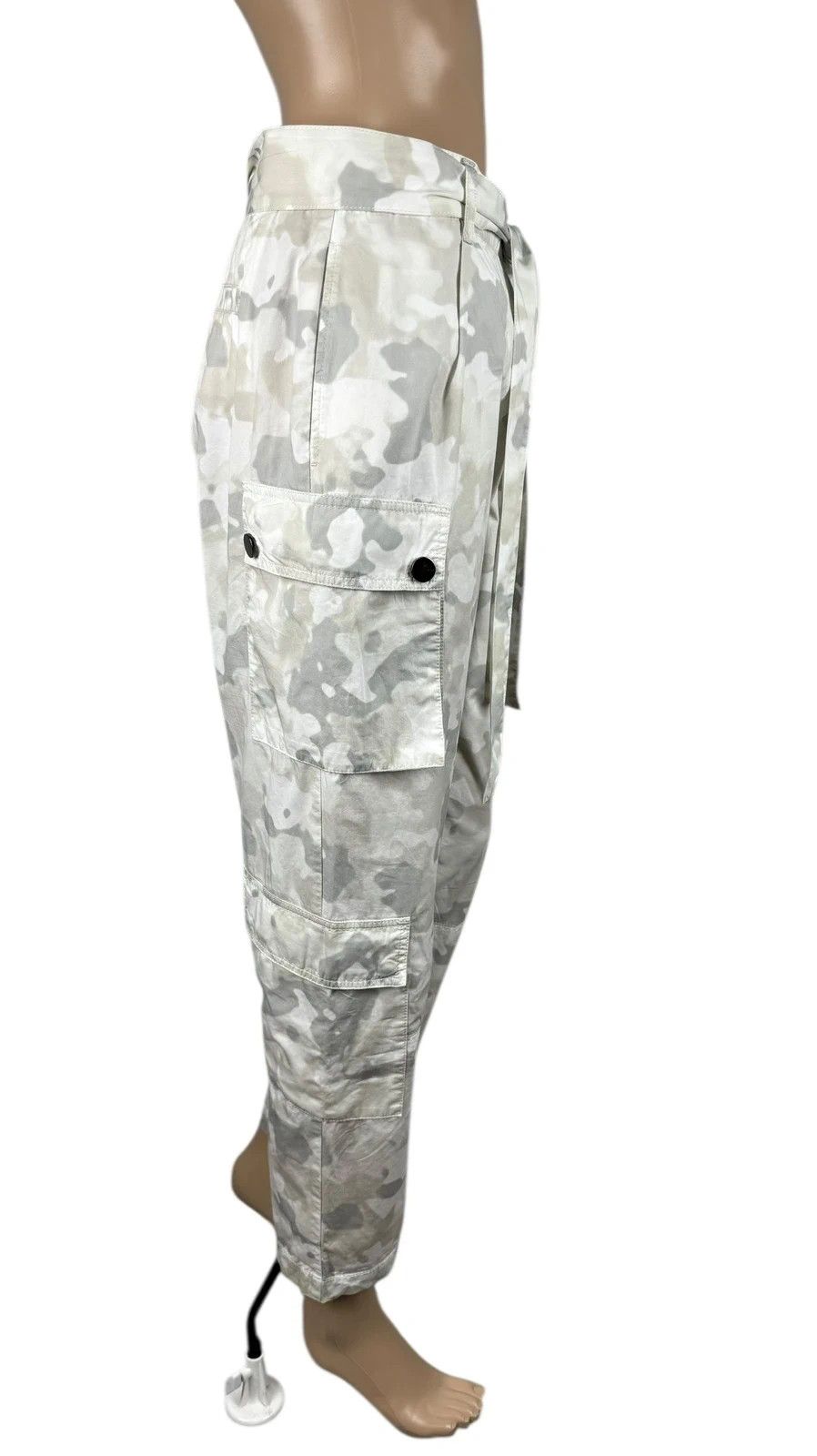 Pinko Pinko Camouflage Cargo Pants Crop Belted size GB8 I40 Size 27" / US 4 / IT 40 - 4 Thumbnail