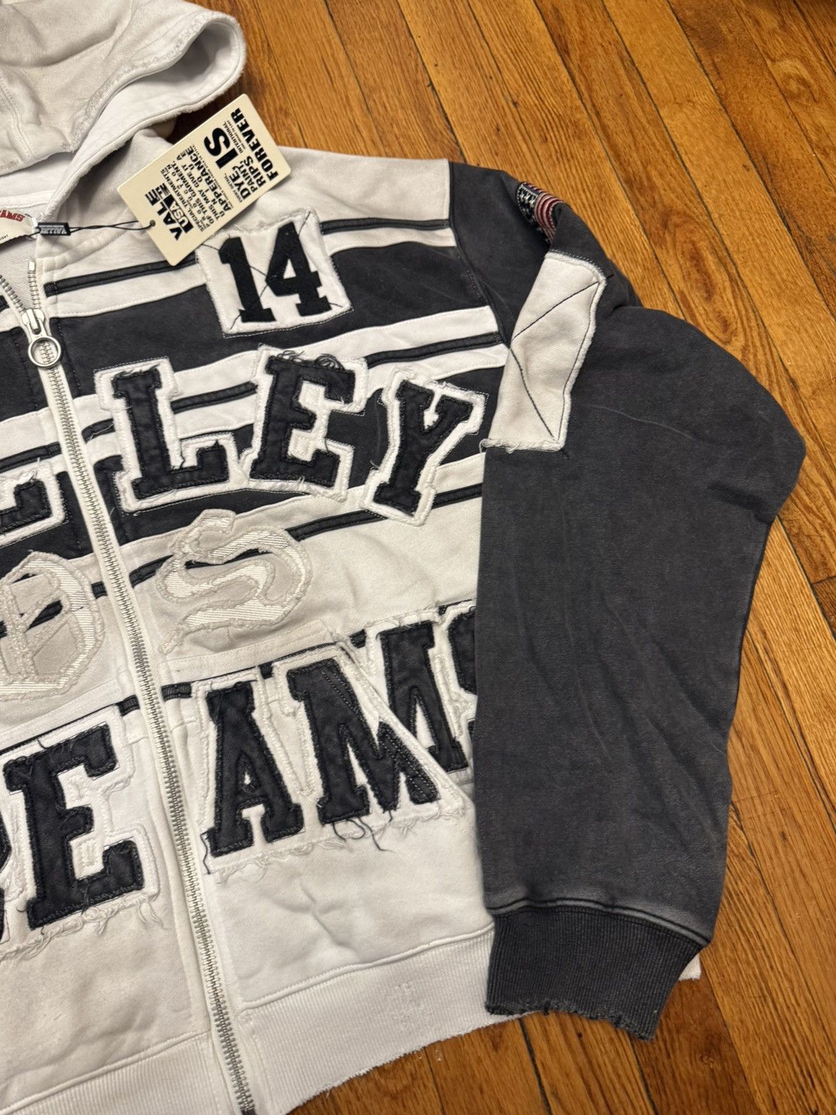 Vale Vale Collage Oreo Black White Zip Up Hoodie Size Medium Size US M / EU 48-50 / 2 - 5 Thumbnail