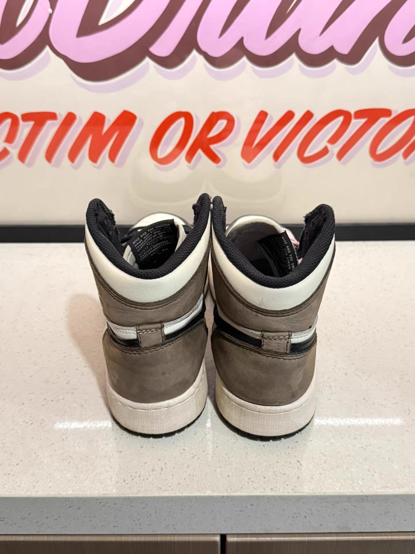 Nike Air Jordan 1 Retro High OG "Dark Mocha Ｑ20 Size US 5 / EU 37 - 3 Thumbnail