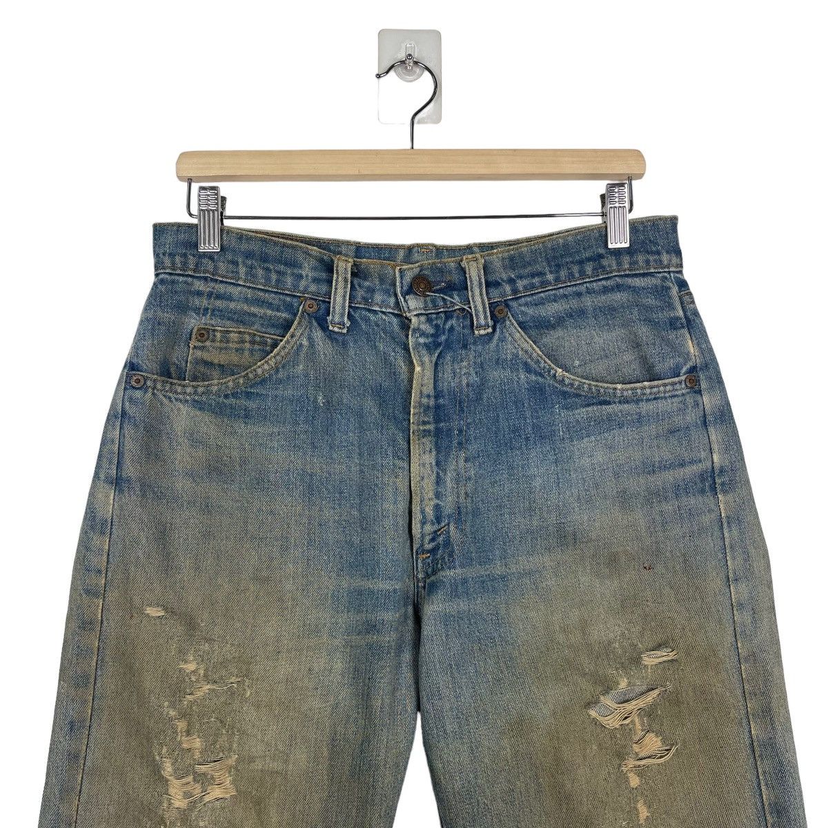 Levi's Vintage Levis Rusty Ripped Orange Tab Zipper Fly Size US 32 / EU 48 - 3 Thumbnail