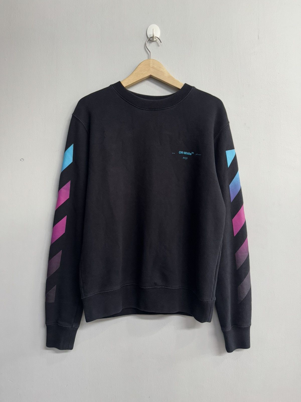 Off-White OFF WHITE MULTICOLOR GRADIENT ARROWS SWEATSHIRT Size US M / EU 48-50 / 2 - 4 Thumbnail