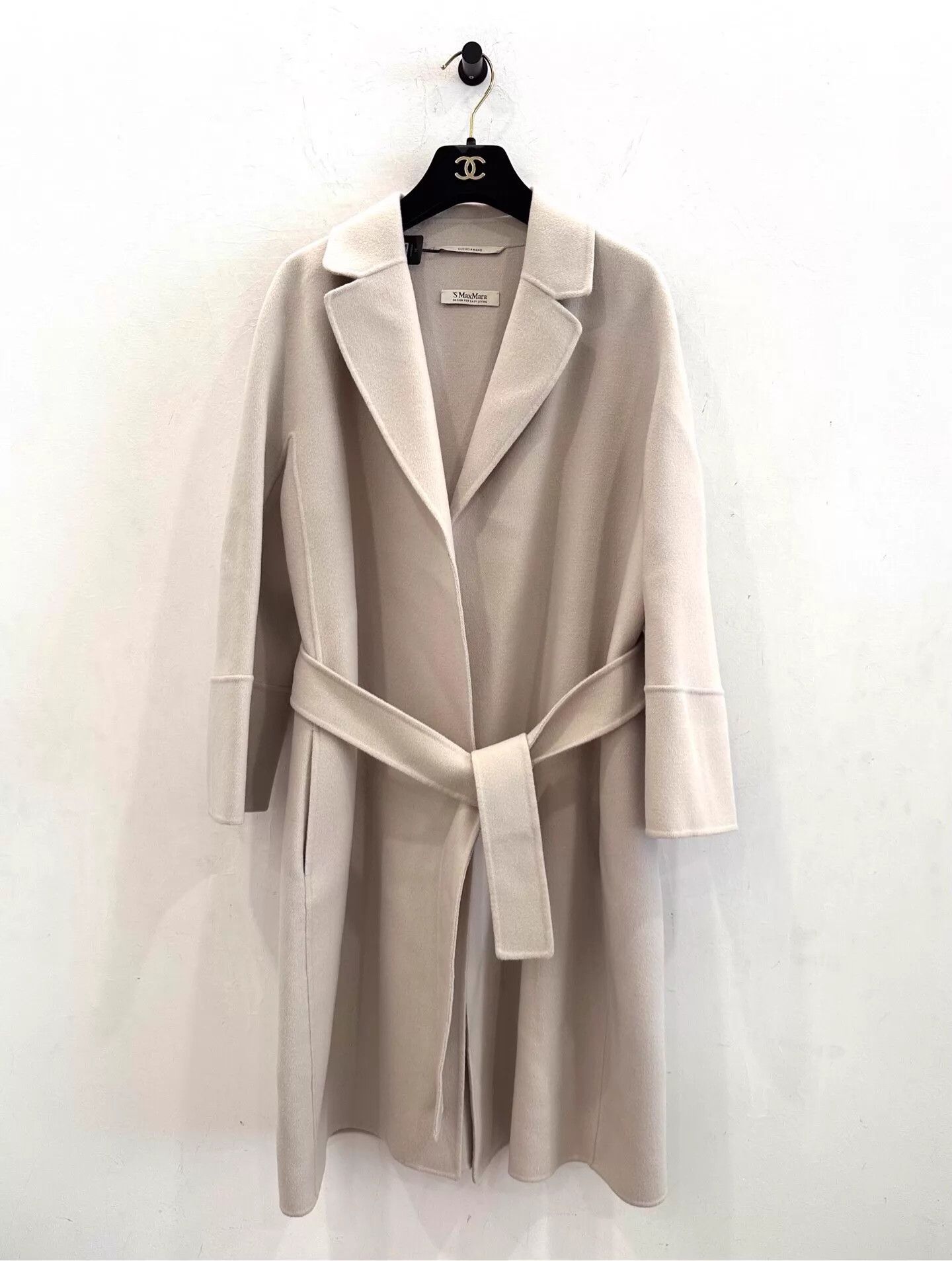 Max Mara MaxMara Women's Cream Wool Coat 42 Size M / US 6-8 / IT 42-44 - 1 Thumbnail