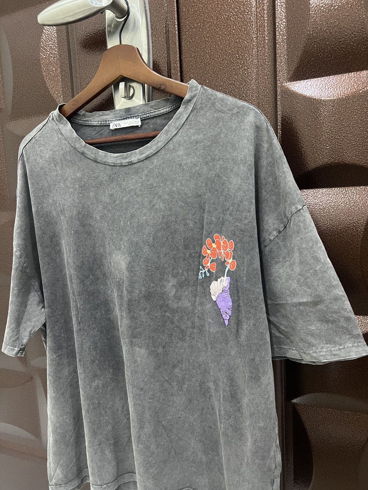 Zara ZARA Vintage Washed Bleach Dye Beach Tee Size US S / EU 44-46 / 1 - 3 Thumbnail