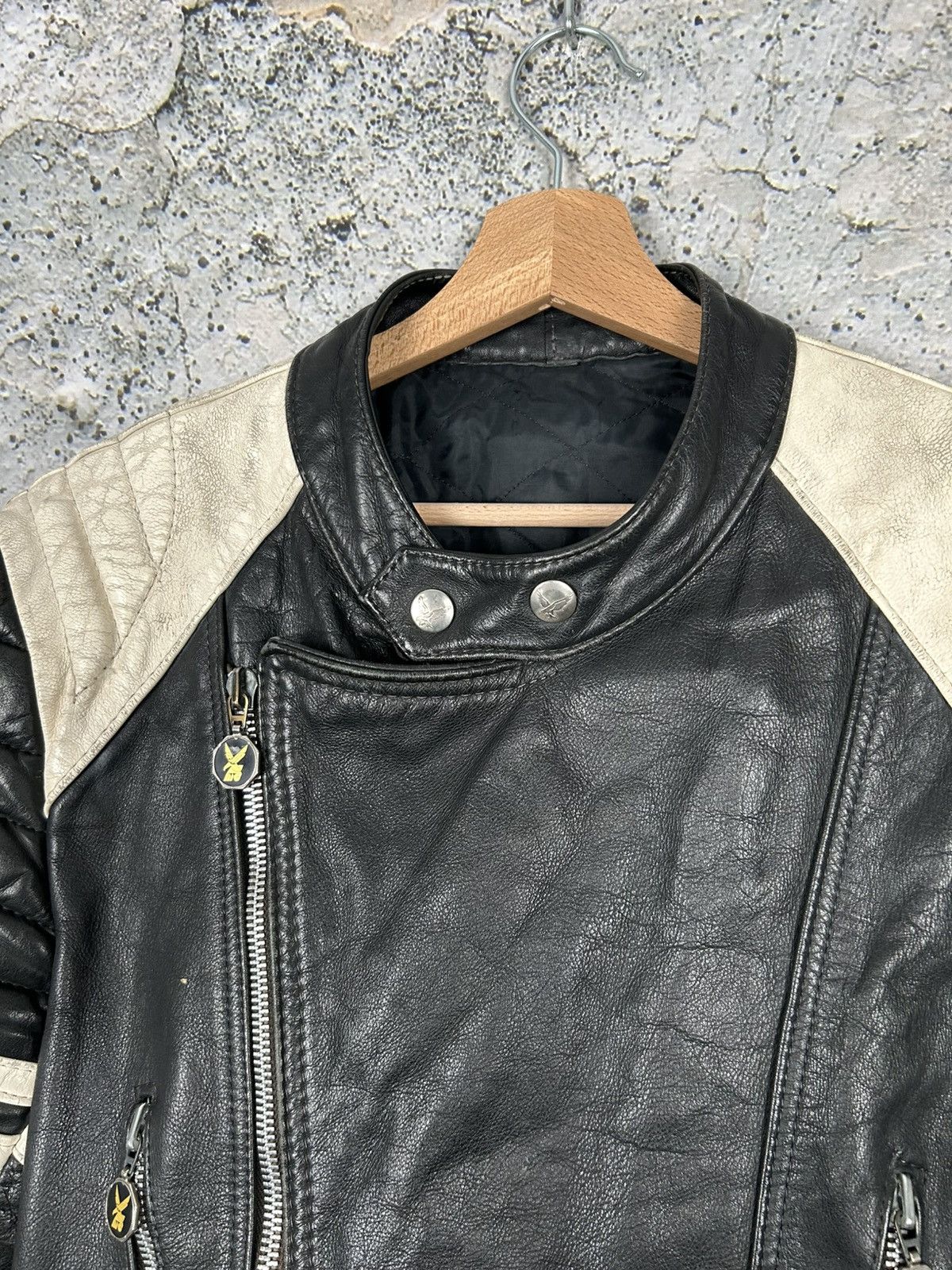 Genuine Leather Vintage Moto Cuir Genuine Leather Racing Jacket Avant Garde Size US S / EU 44-46 / 1 - 4 Thumbnail