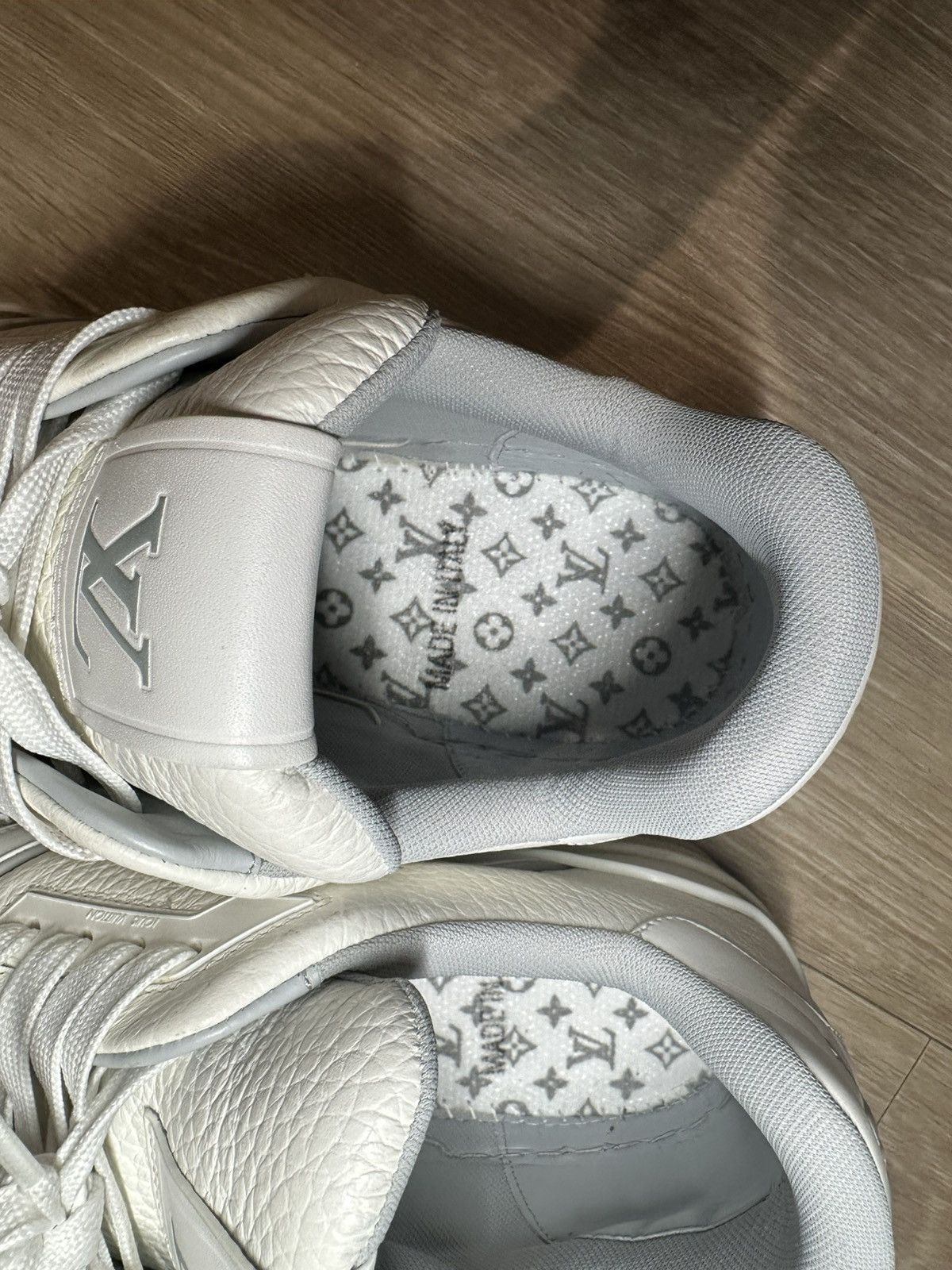 Louis Vuitton Louis Vuitton Trainer White Size US 10 / EU 43 - 13 Thumbnail