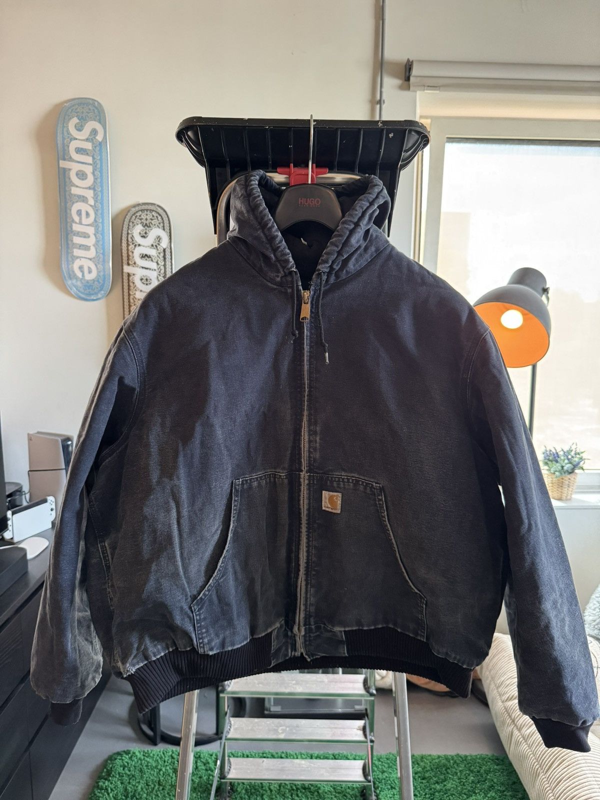 Vintage Carhartt J03NVY Active Jacket