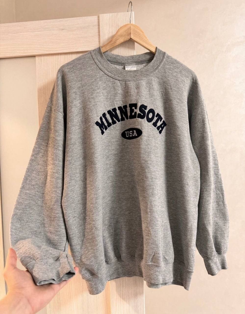 Vintage Vintage Grey Minnesota Spellout Hoodie Crazy USA Size US L / EU 52-54 / 3 - 7 Thumbnail