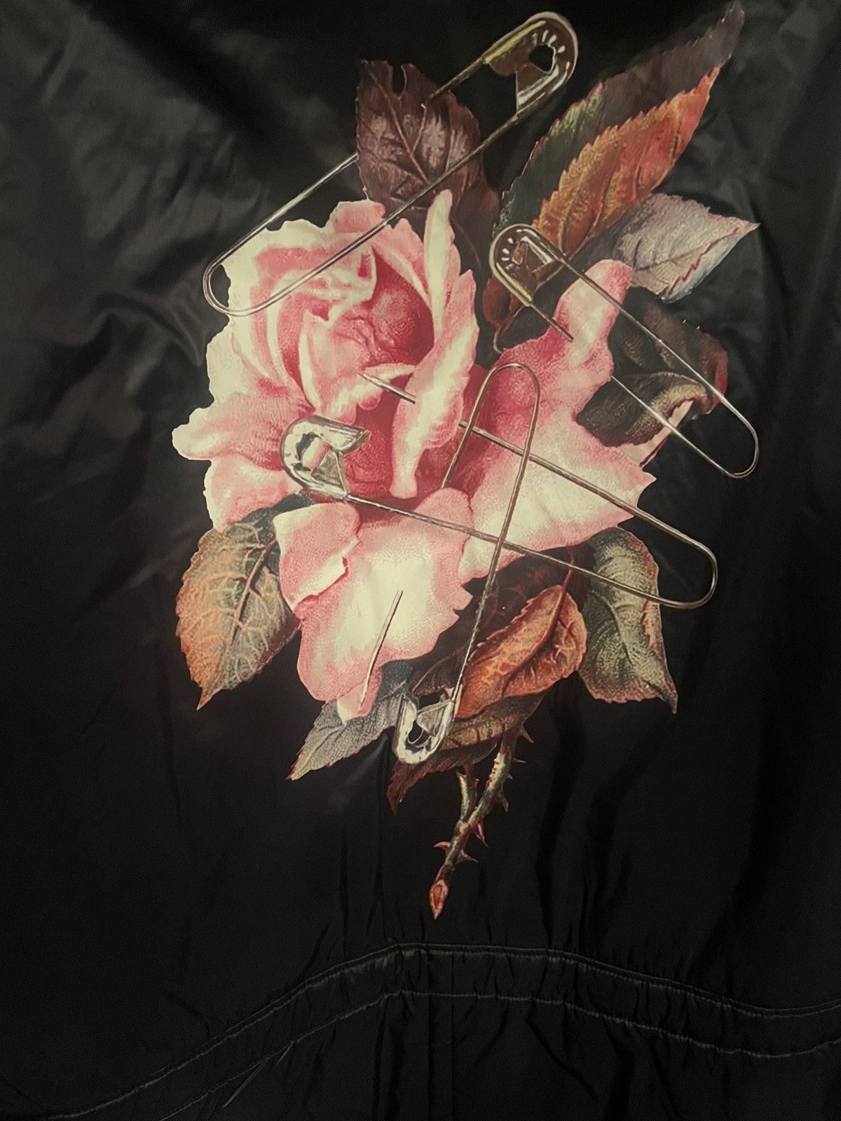 GU × Undercover Undercover x GU Padded Flower Parka Size M Size US M / EU 48-50 / 2 - 9 Thumbnail