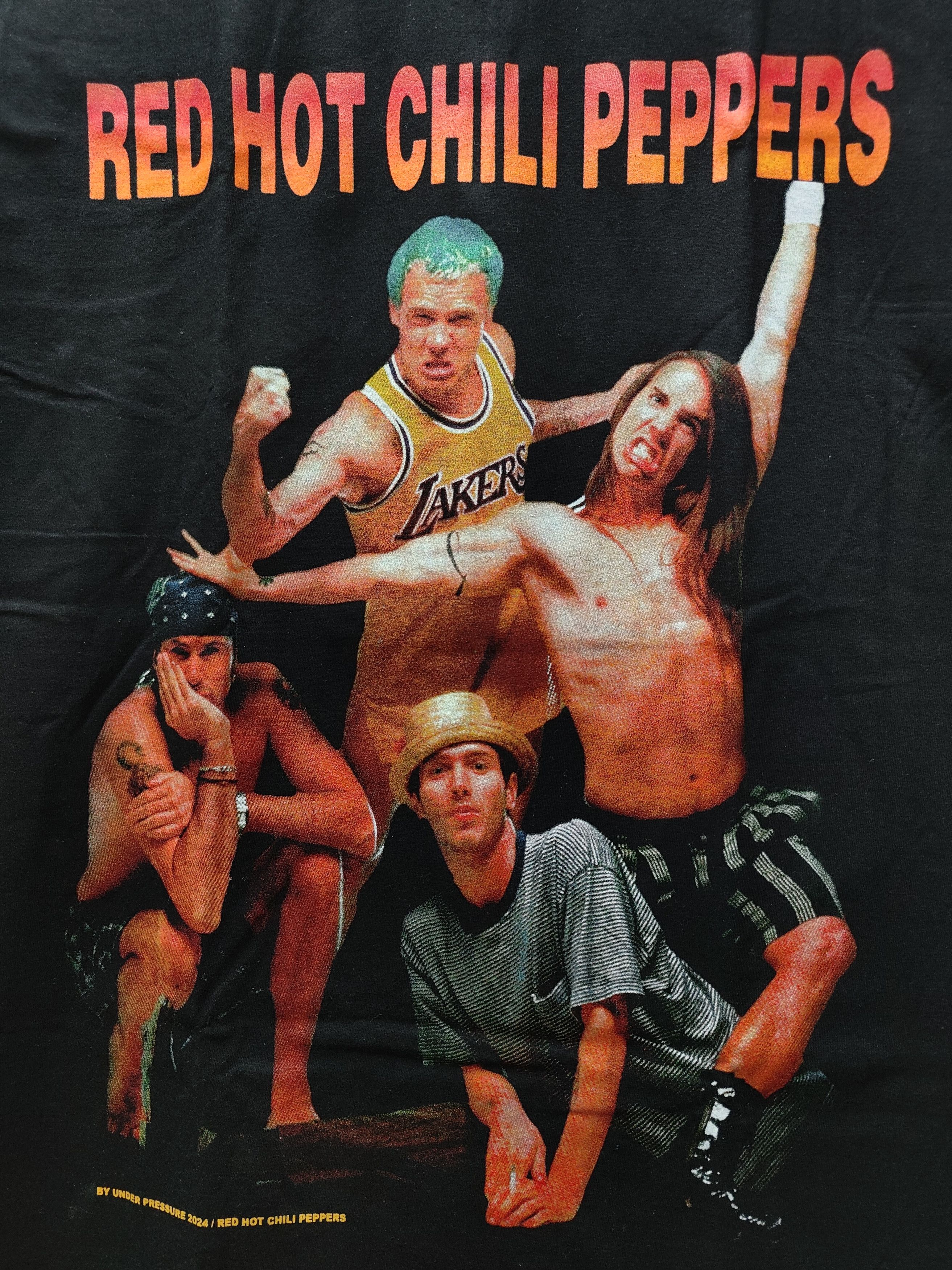 Band Tees Red Hot Chili Peppers Concert T-shirt Size US XL / EU 56 / 4 - 2 Thumbnail
