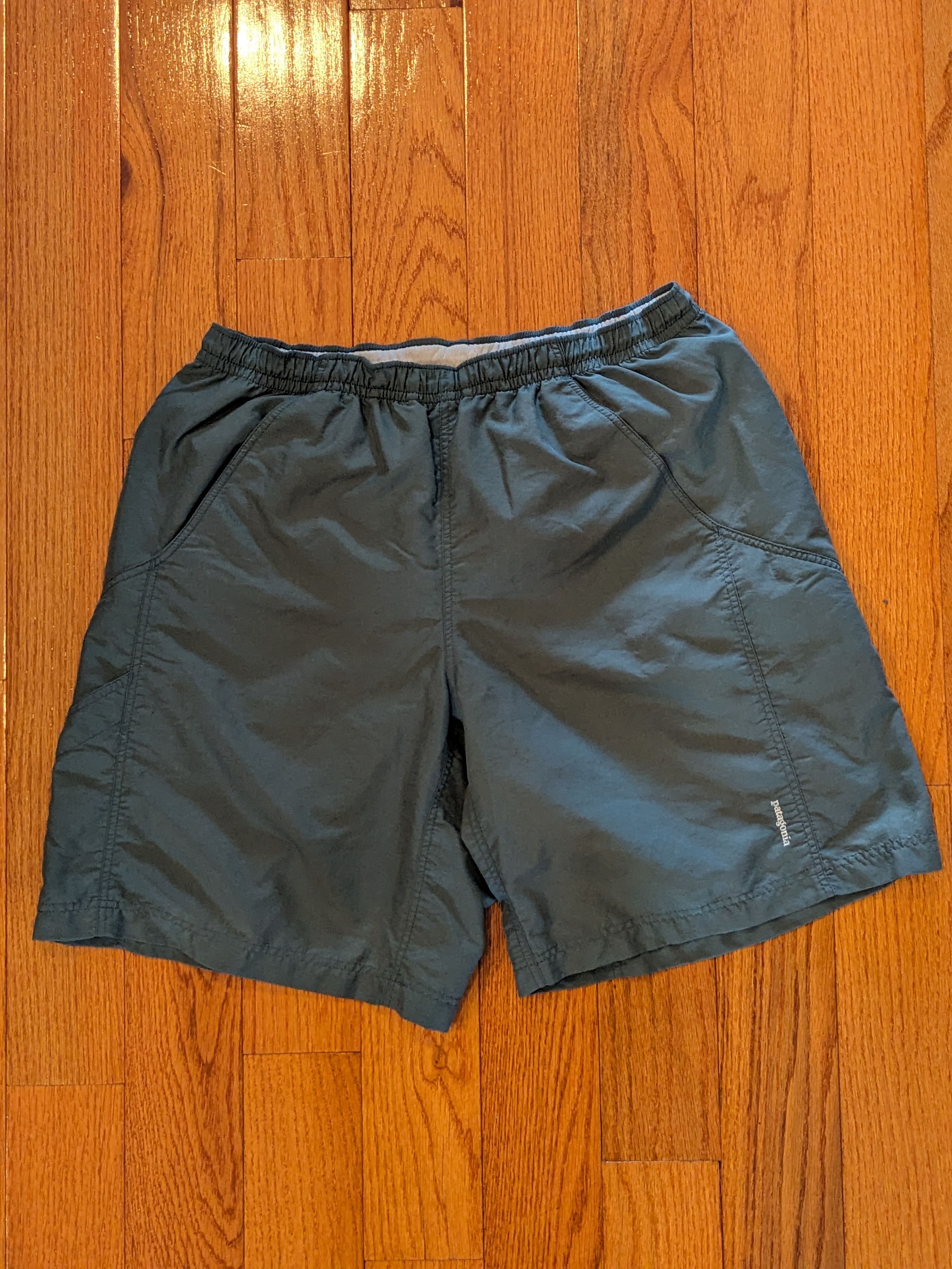 Designer × Patagonia Patagonia Men's 9" Small Olive Lined Shorts Size US 28 / EU 44 - 1 Thumbnail