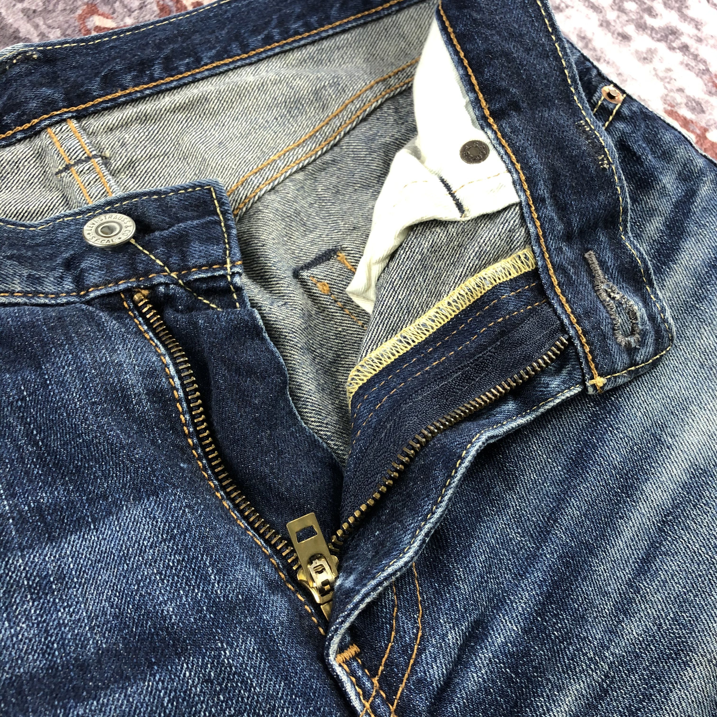 Levi's × Vintage Vintage Blue Wash Levis 502 Jeans-JM2615 Size US 32 / EU 48 - 14 Thumbnail