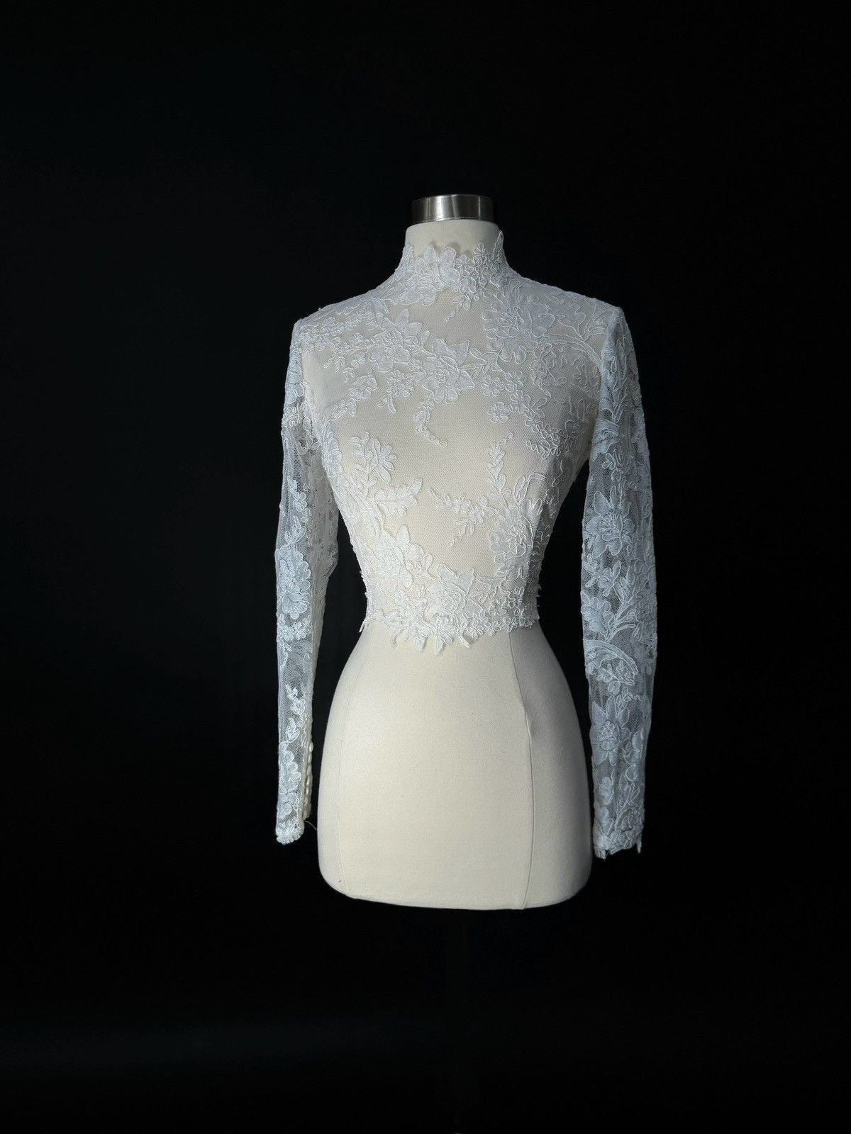 Other Preloved US 4 French Corded Lace Anna Augusta Bridal Cape Size S / US 4 / IT 40 - 1 Thumbnail