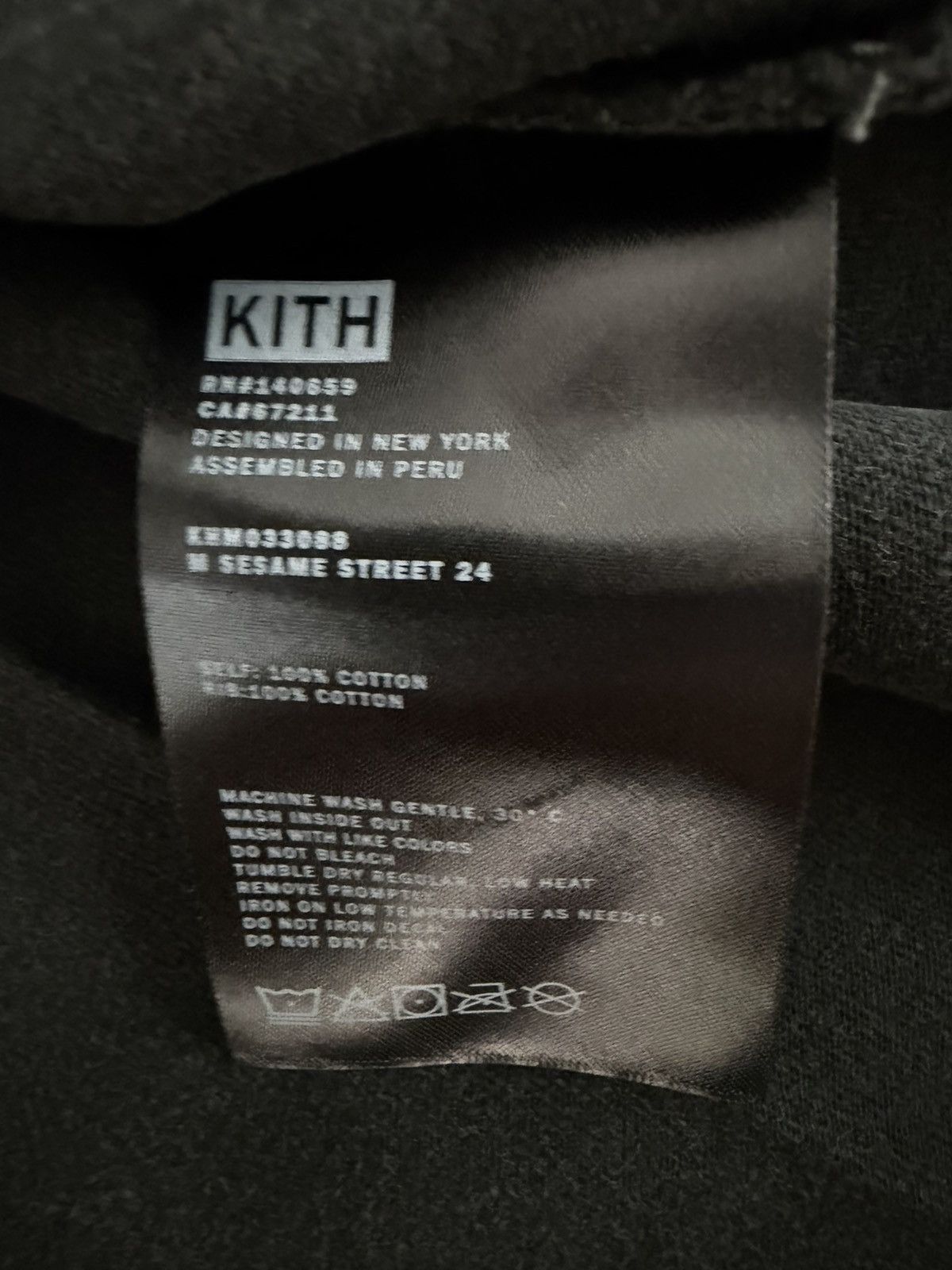 Kith Kith X Sesame Street just us T-shirt Size US L / EU 52-54 / 3 - 6 Thumbnail