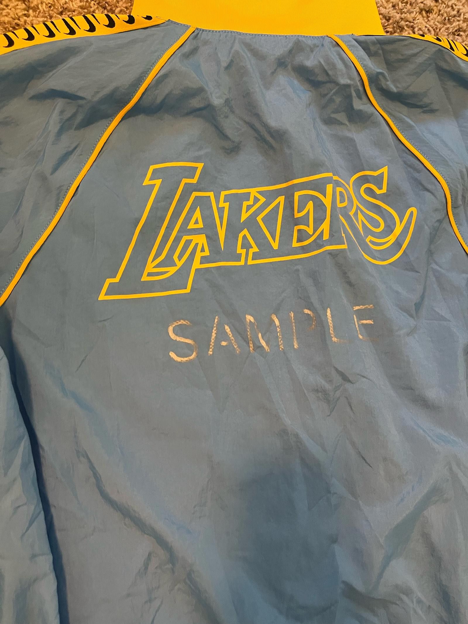 Nike Nike NBA Los Angeles Lakers Courtside Tracksuit Jacket Sample Size US M / EU 48-50 / 2 - 9 Thumbnail