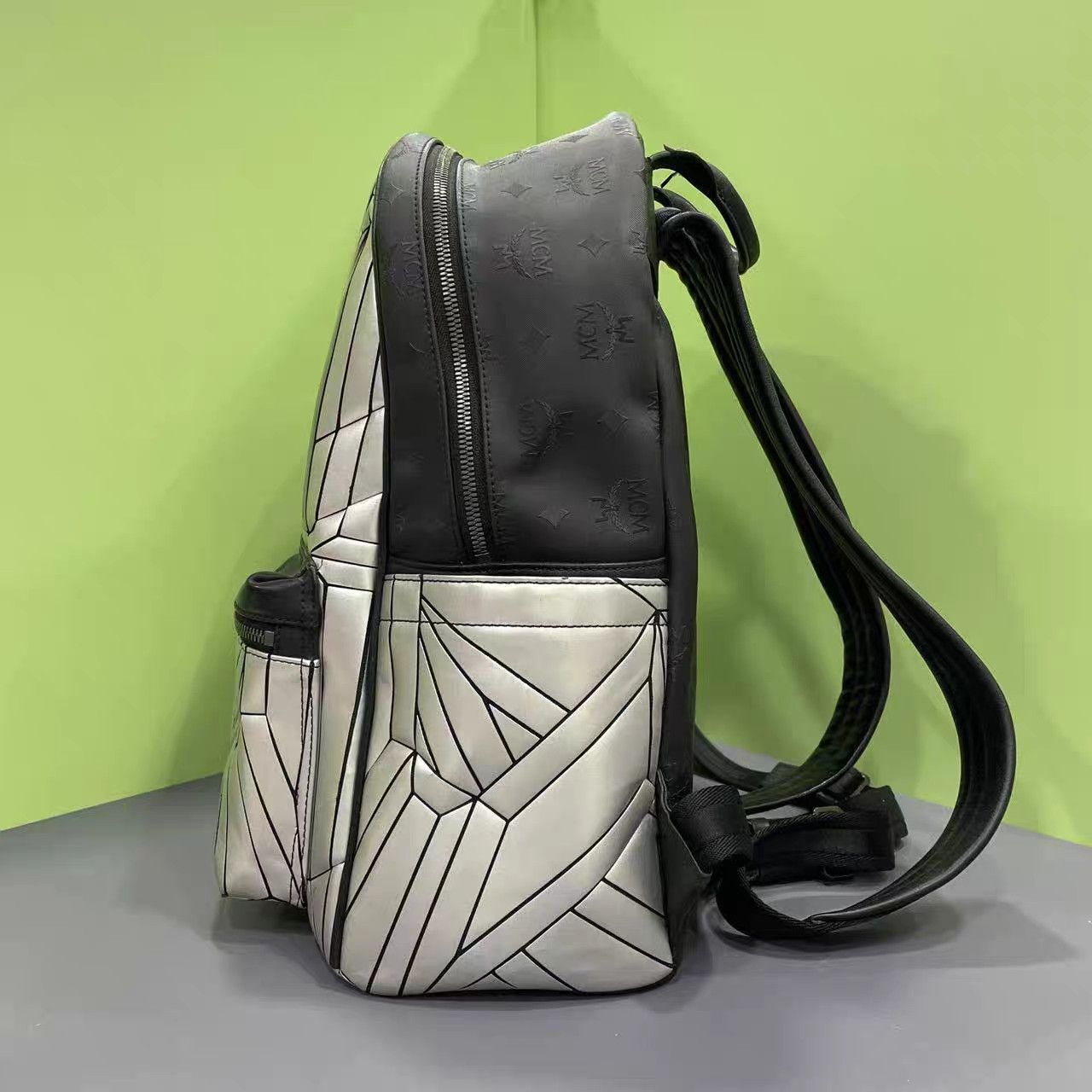 MCM MCM Black & White Geometric Color Block Backpack K15 Size ONE SIZE - 3 Thumbnail