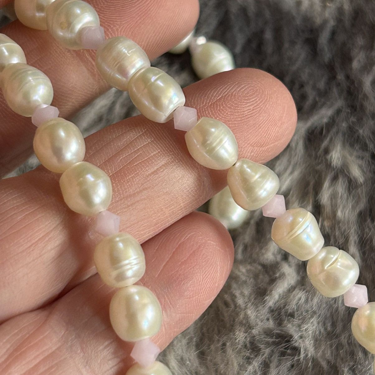 Handmade Handcrafted genuine freshwater pearl rose quartz necklace Size ONE SIZE - 6 Thumbnail