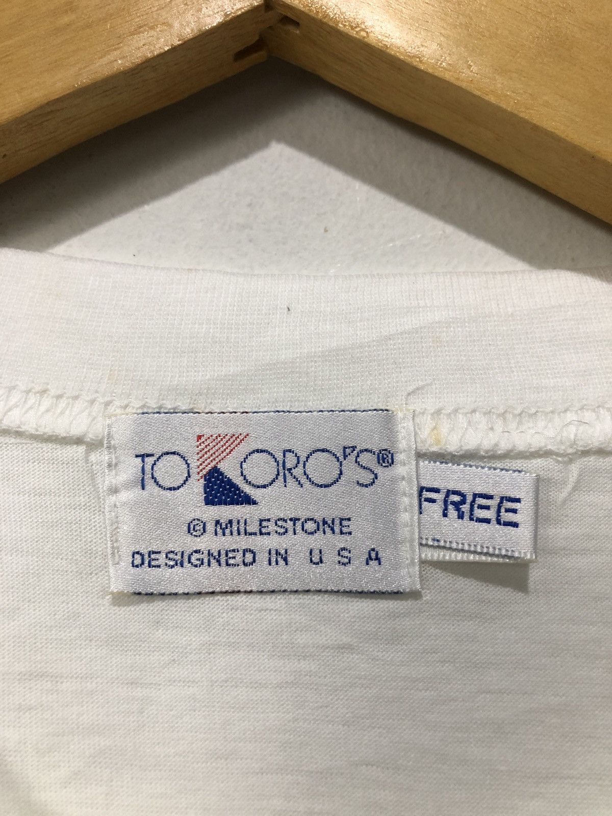 Vintage Vintage 90s Tokoro's Shake Rattle & Roll T-Shirt Size US L / EU 52-54 / 3 - 3 Thumbnail