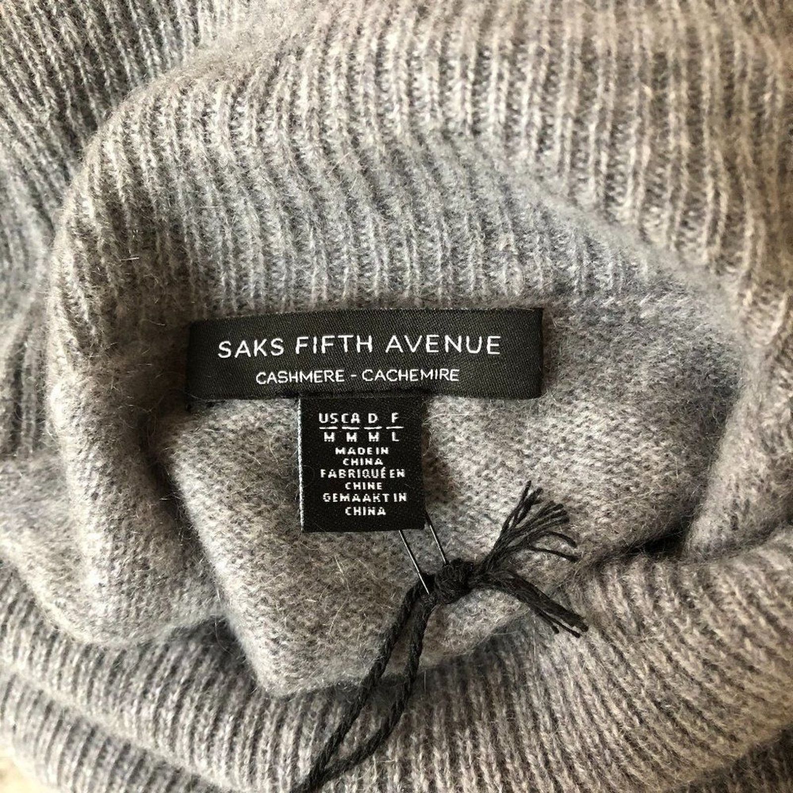 Saks Fifth Avenue Cowlneck Cashmere Sweater from Saks Fifth Avenue Size M / US 6-8 / IT 42-44 - 8 Thumbnail