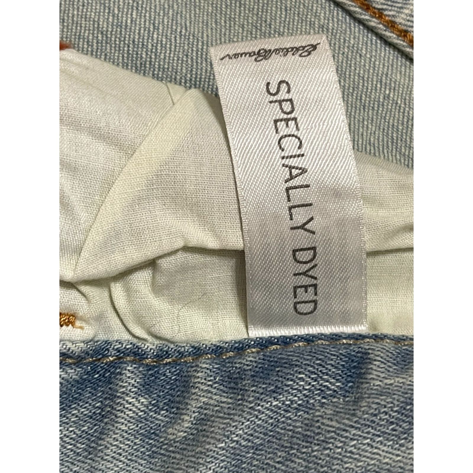 Eddie Bauer Eddie Bauer Jeans Women's 8 Denim Light Wash Straight Pockets Regular Inseam 30 Specially Dyed Vintage No Size 30" / US 8 / IT 44 - 6 Thumbnail
