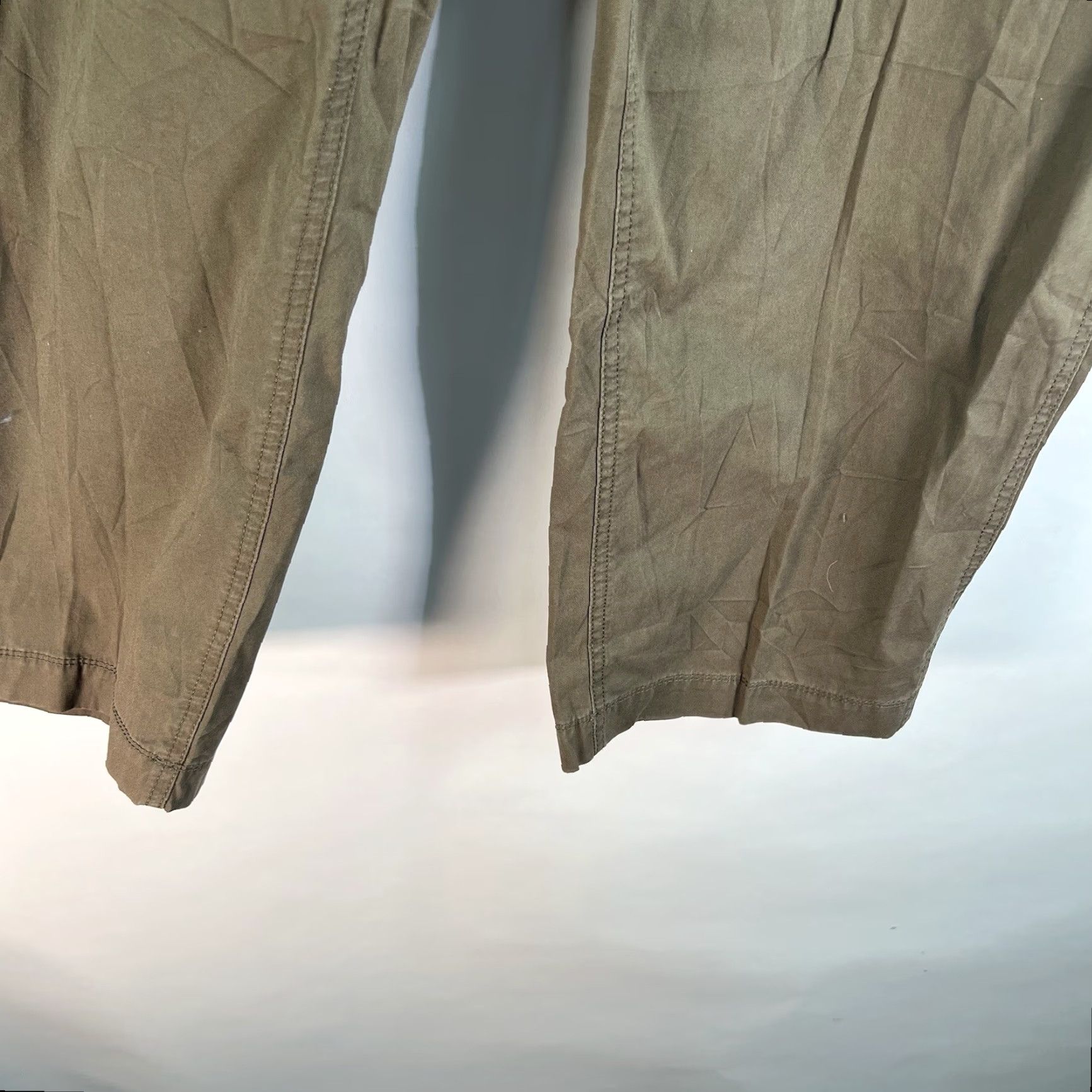 Roundtree & Yorke ROUND-TREE & YORKE Mens TRAVEL-SMART RELAXED-FIT Cargo PANTS Brown 42X30 NWT Size US 42 / EU 58 - 4 Thumbnail