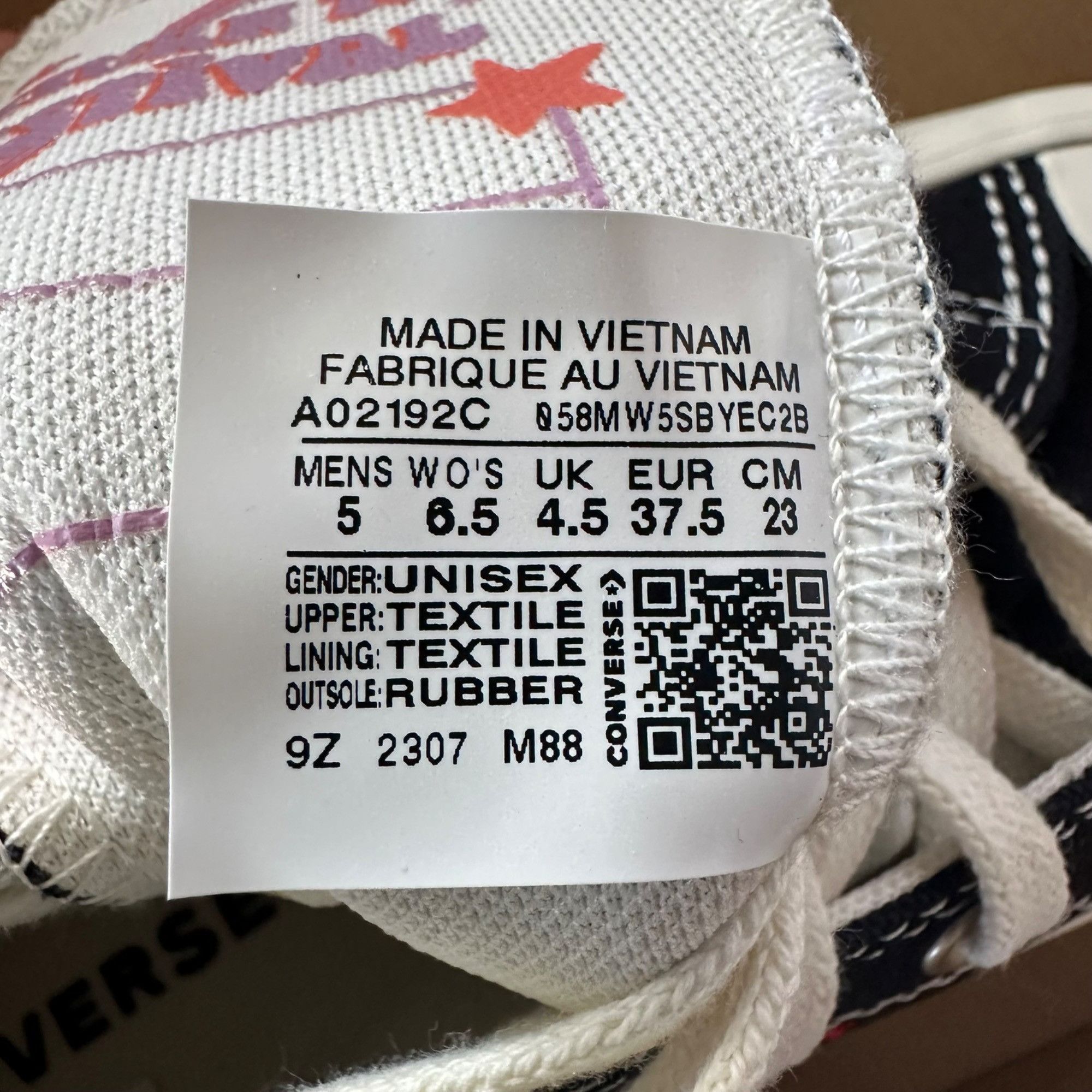 Converse Converse Run Star Hike Hi Platform 5 Men Shoes Floral Embroi Size US 5 / EU 37 - 7 Thumbnail