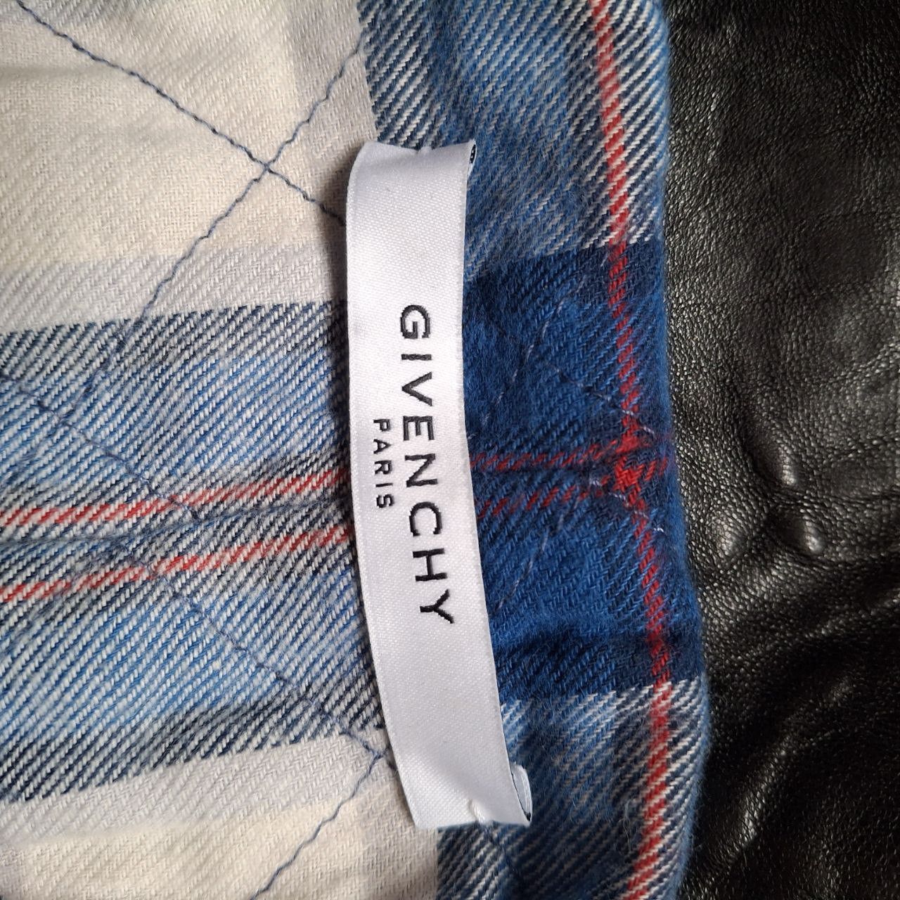 Givenchy Extremely rare givenchy lamb skin transformer coat Size US M / EU 48-50 / 2 - 10 Thumbnail