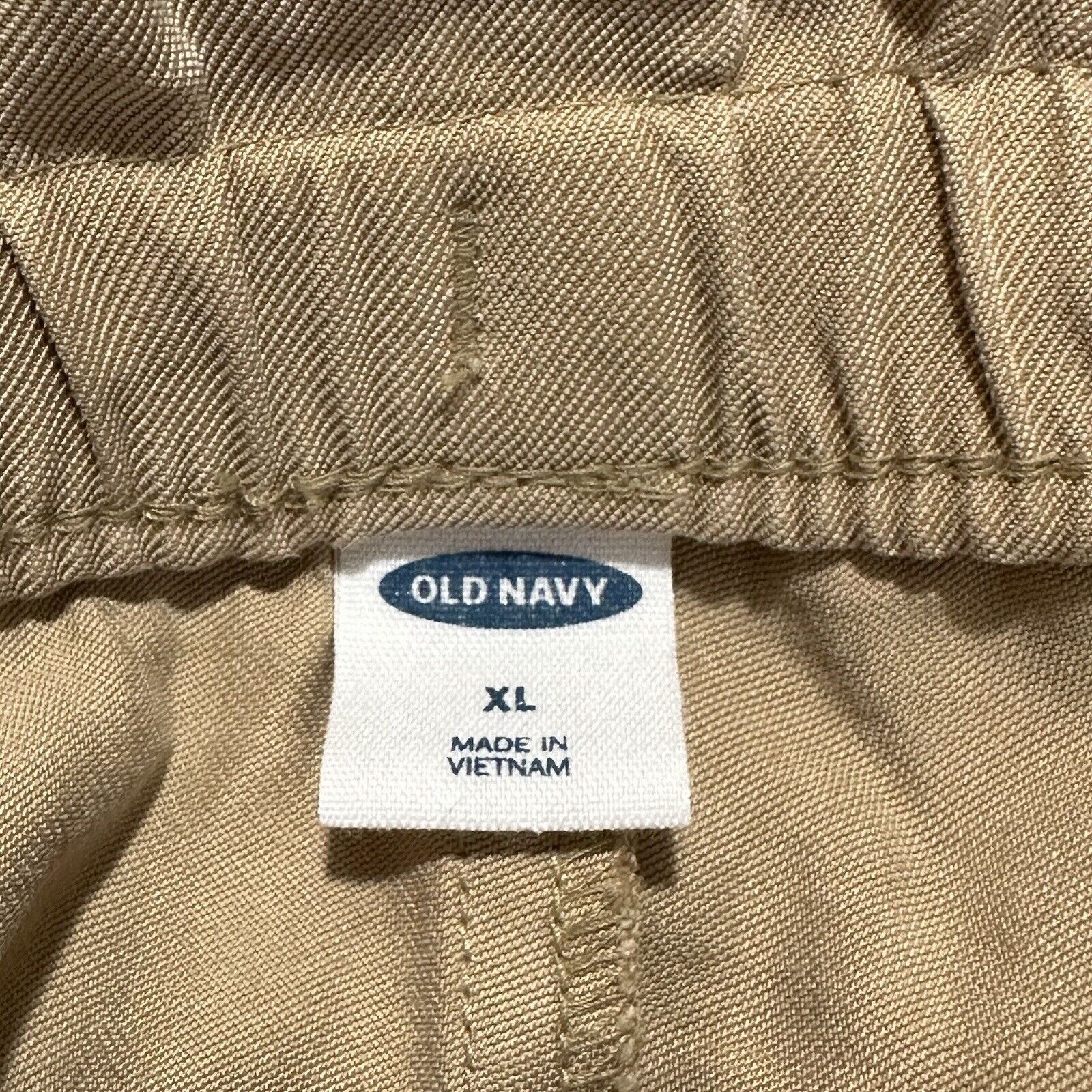 Old Navy Old Navy XL Drawstring Shorts 5" Inseam High Rise Stretch Size 40" / US 18 - 3 Thumbnail