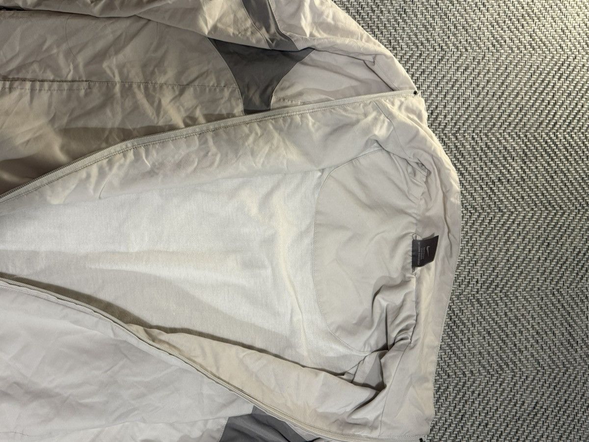 Nike Nike Vintage 00s tech nylon jacket sports zip jacket Size US M / EU 48-50 / 2 - 4 Thumbnail
