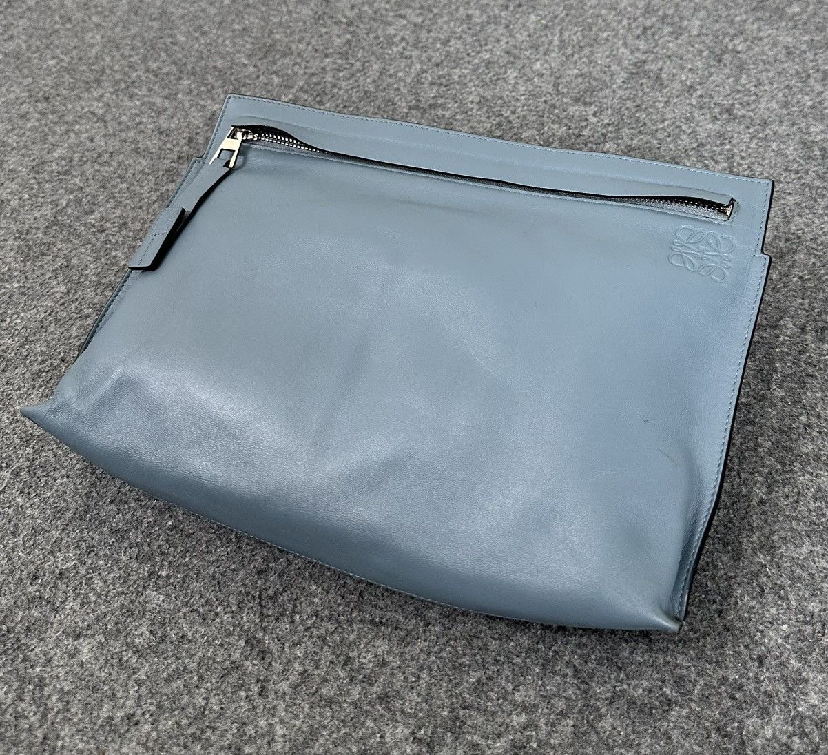 Loewe Loewe - T Pouch Leather Clutch Bag - Blue Size ONE SIZE - 3 Thumbnail