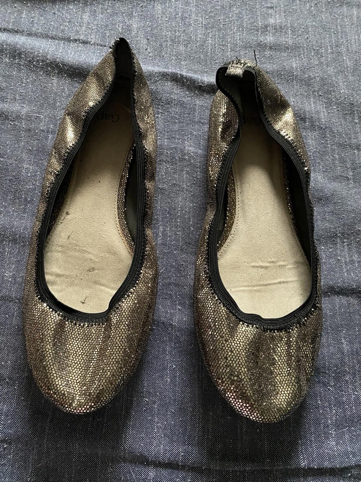 Gap Women's 7.5 Sparkling Gold W/ black Trim Ballet Flats By Gap Size US 7.5 / IT 37.5 - 1 Thumbnail